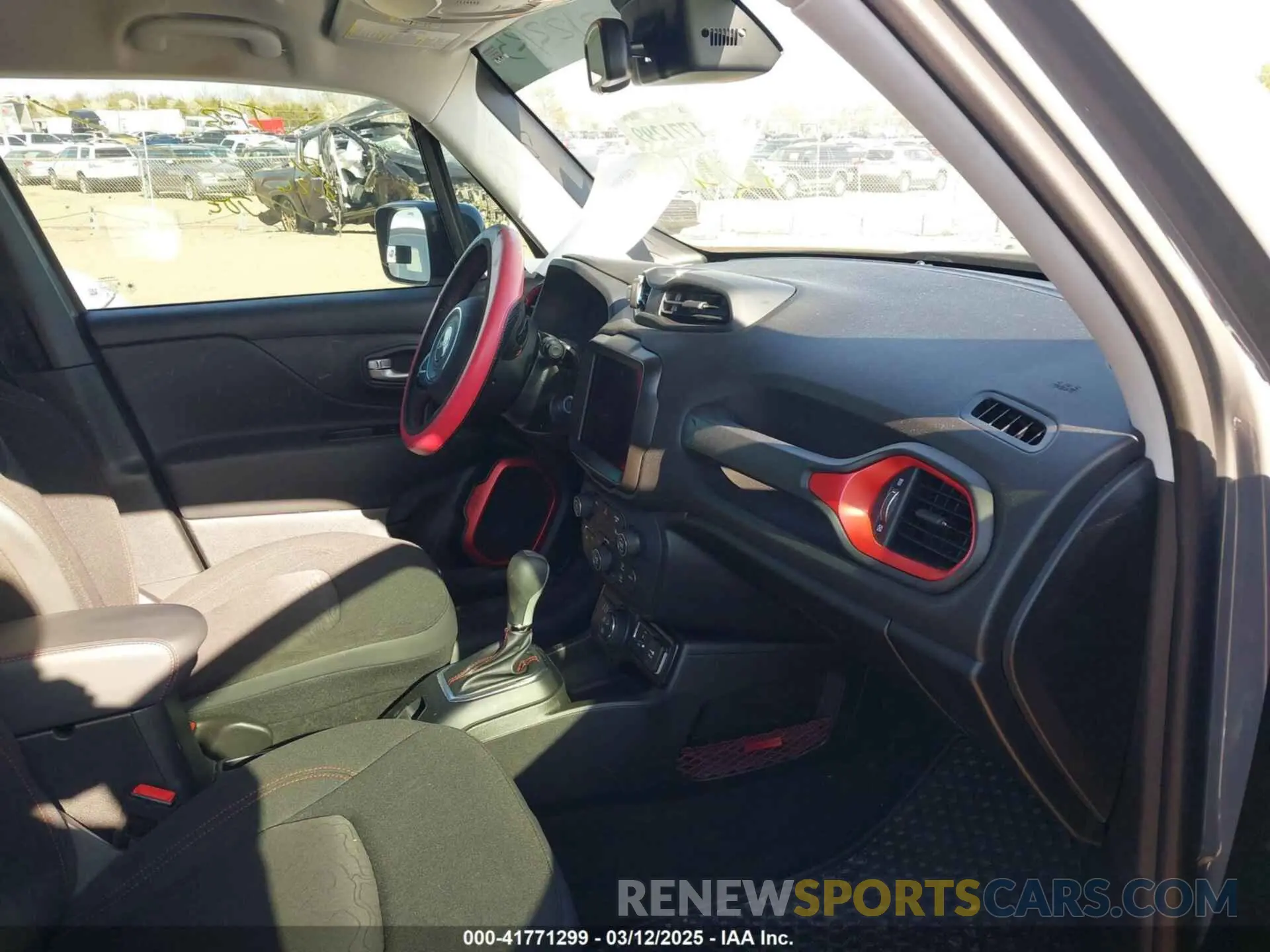 5 Photograph of a damaged car ZACNJDC19PPP27959 JEEP RENEGADE 2023