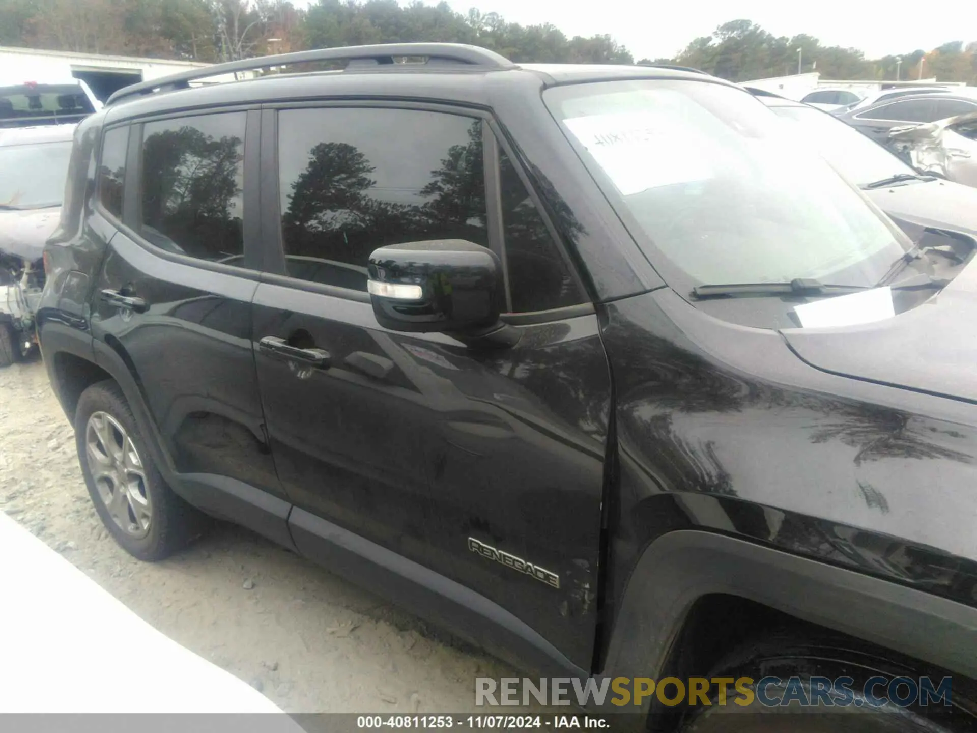 13 Photograph of a damaged car ZACNJDD16PPP15766 JEEP RENEGADE 2023