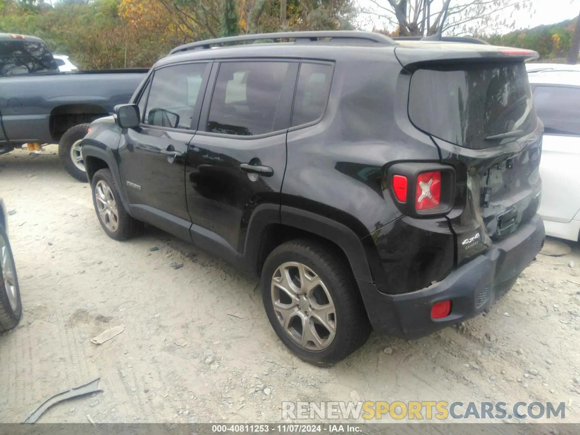 3 Photograph of a damaged car ZACNJDD16PPP15766 JEEP RENEGADE 2023