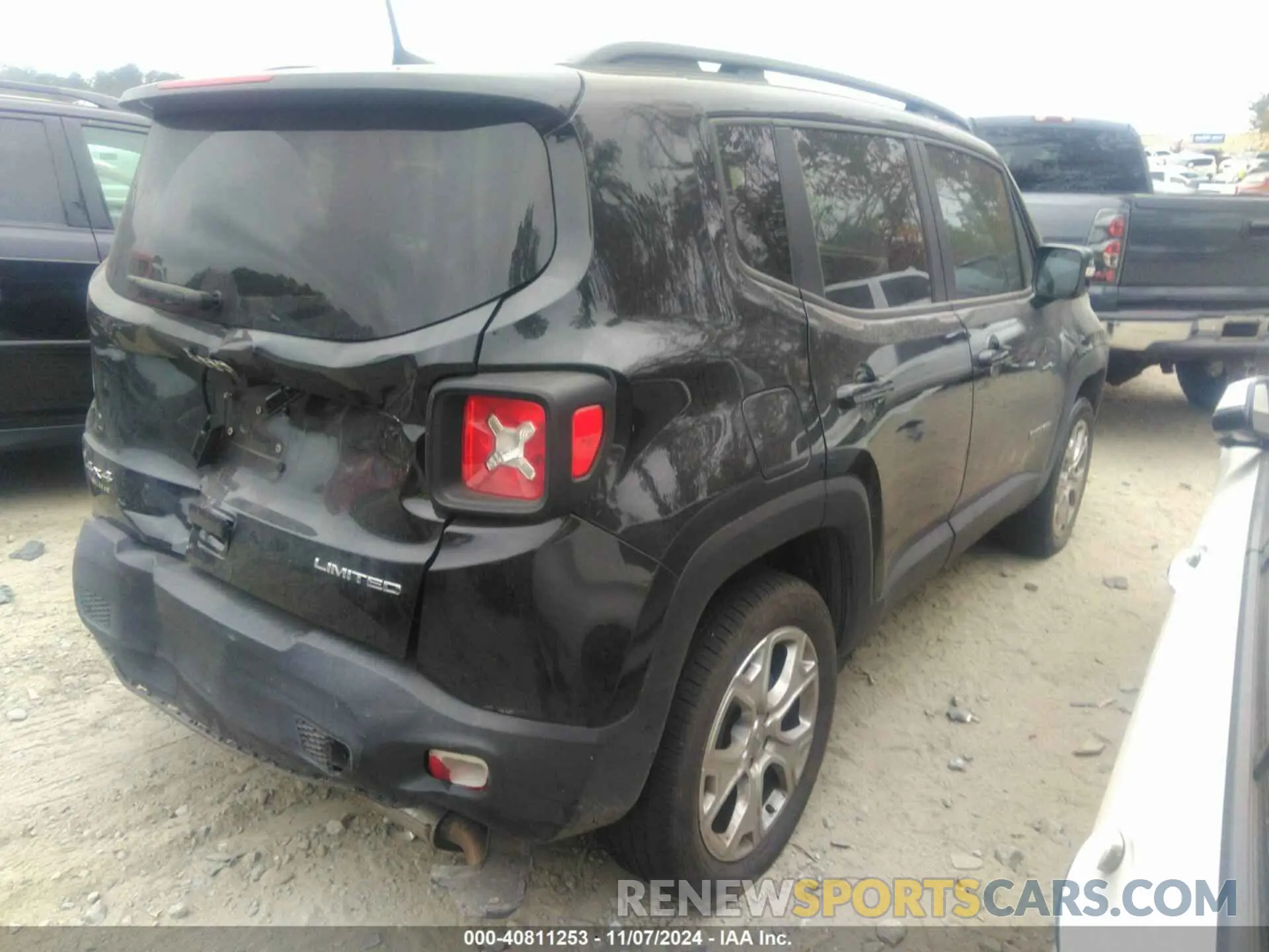 4 Photograph of a damaged car ZACNJDD16PPP15766 JEEP RENEGADE 2023
