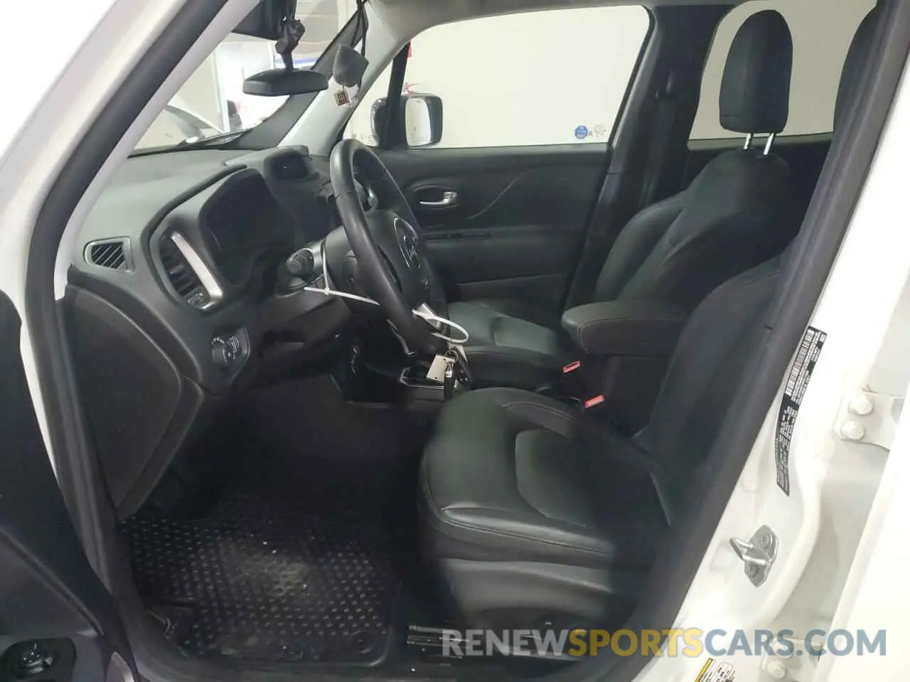 7 Photograph of a damaged car ZACNJDD18PPP11699 JEEP RENEGADE 2023