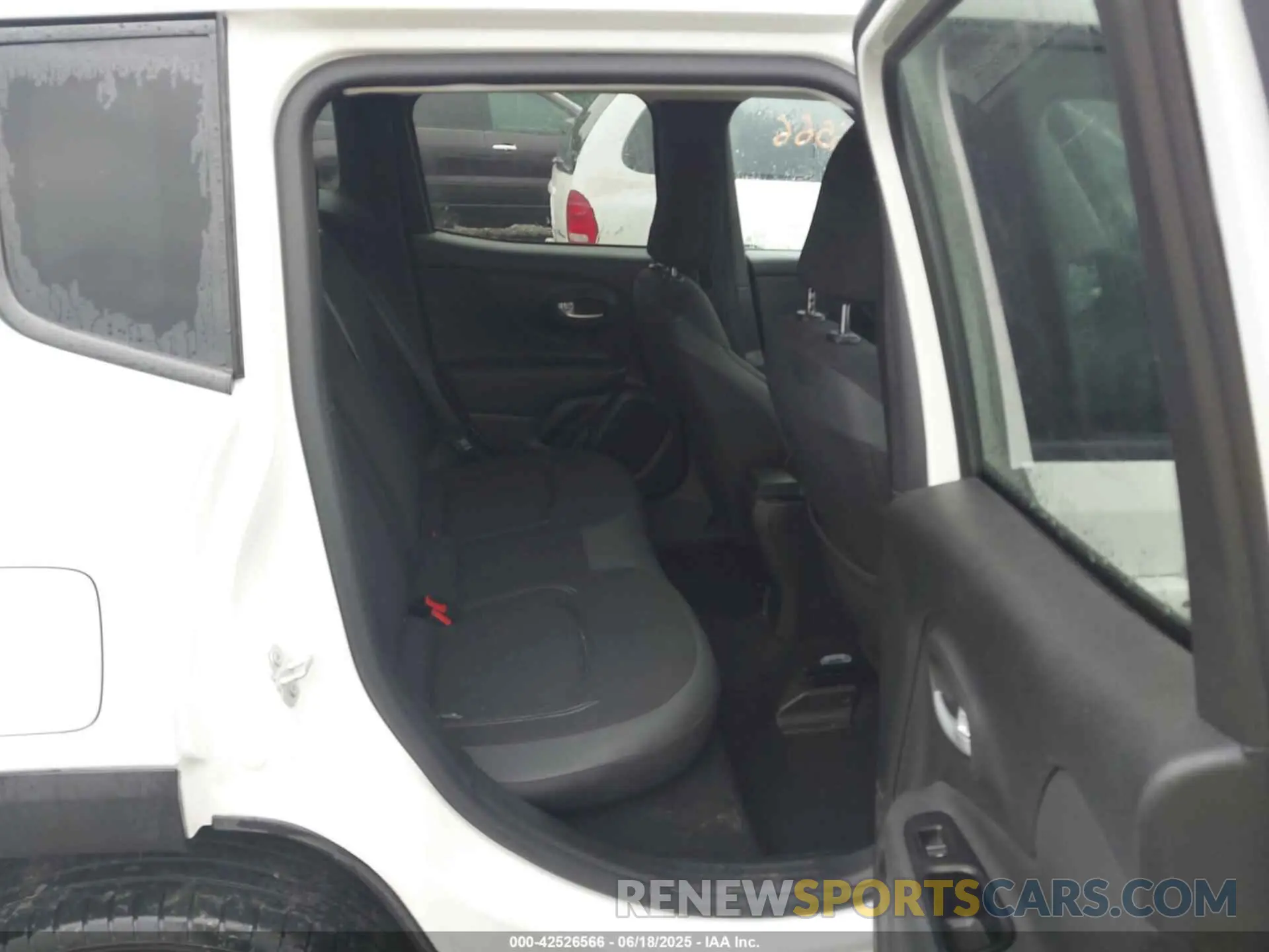 8 Photograph of a damaged car ZACNJDE12PPP33499 JEEP RENEGADE 2023