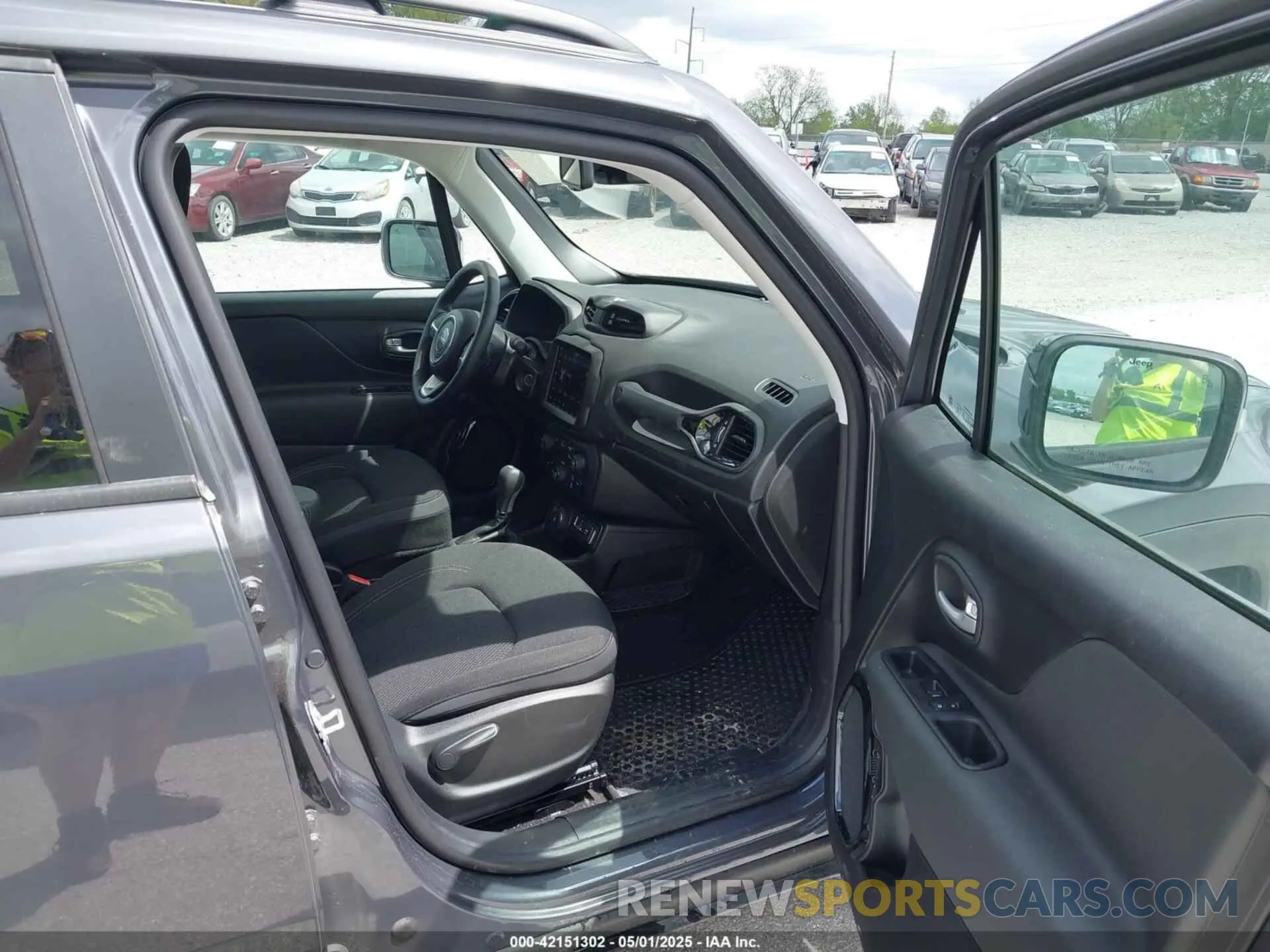 5 Photograph of a damaged car ZACNJDE14PPP10533 JEEP RENEGADE 2023