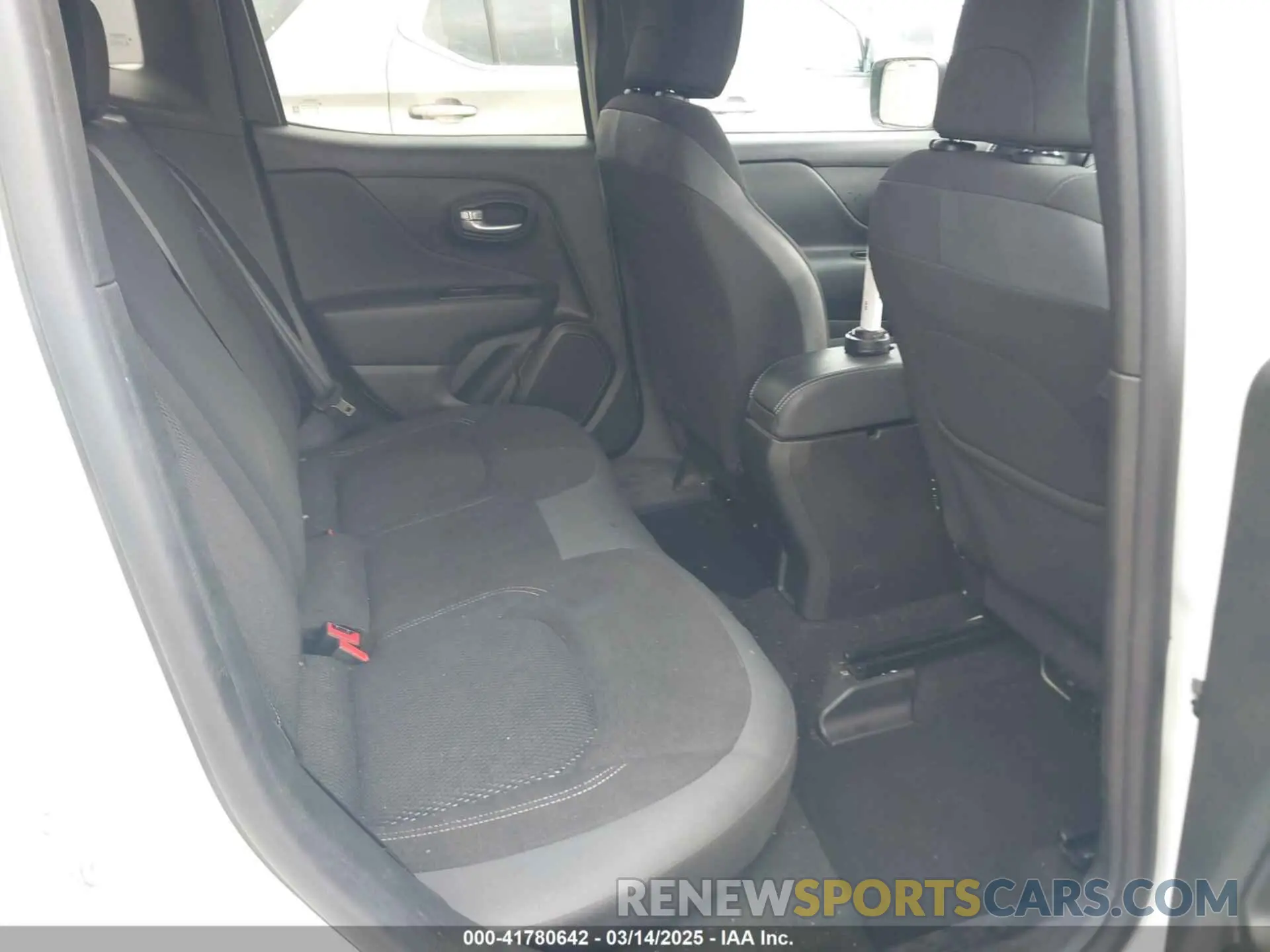 8 Photograph of a damaged car ZACNJDE15PPP17183 JEEP RENEGADE 2023