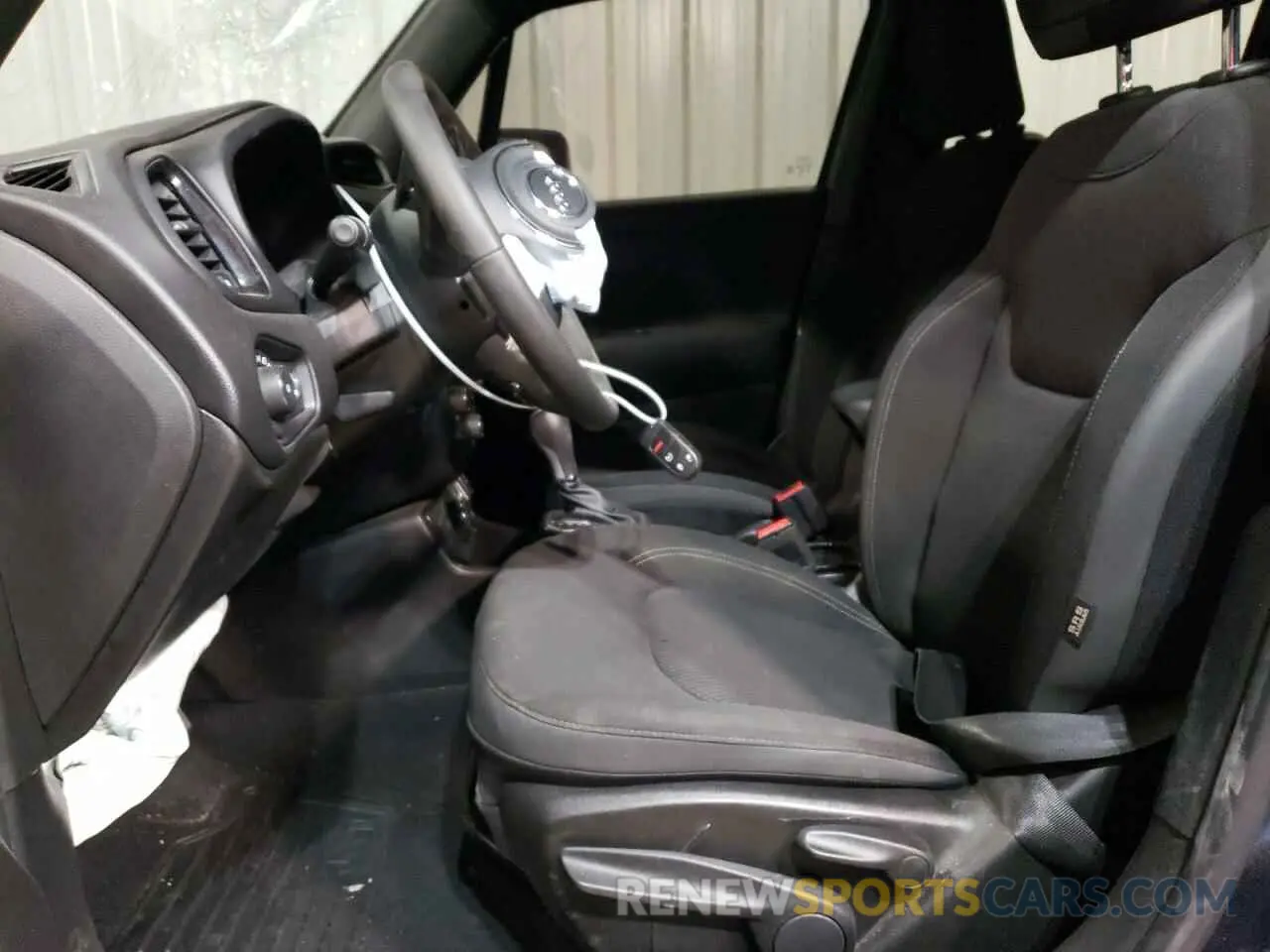 7 Photograph of a damaged car ZACNJDE13NPN71492 JEEP RENEGADE A 2022