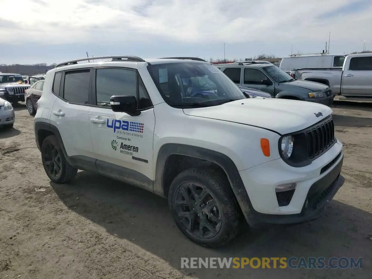 4 Photograph of a damaged car ZACNJDE13NPN83464 JEEP RENEGADE A 2022