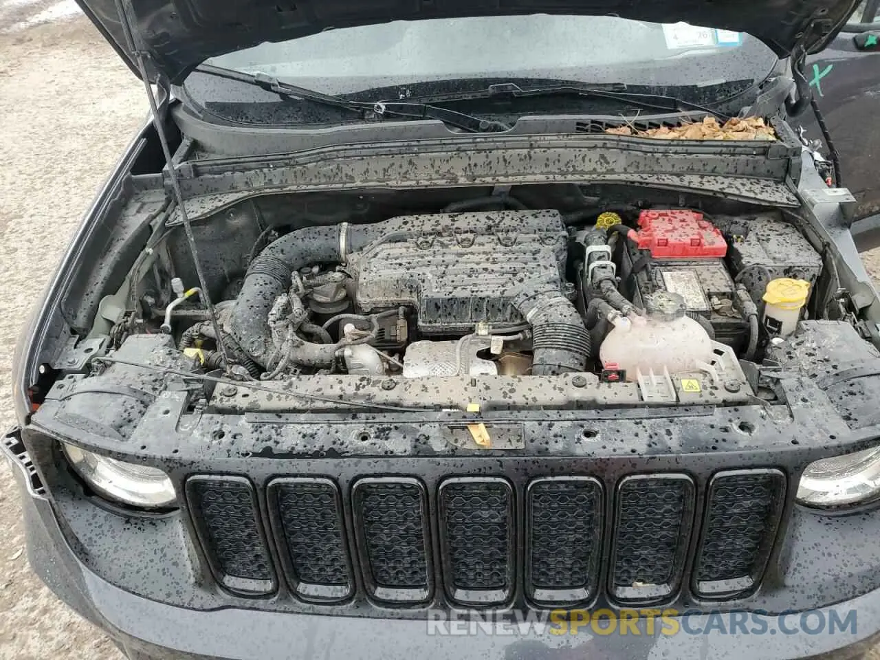 12 Photograph of a damaged car ZACNJDE17NPN57742 JEEP RENEGADE A 2022