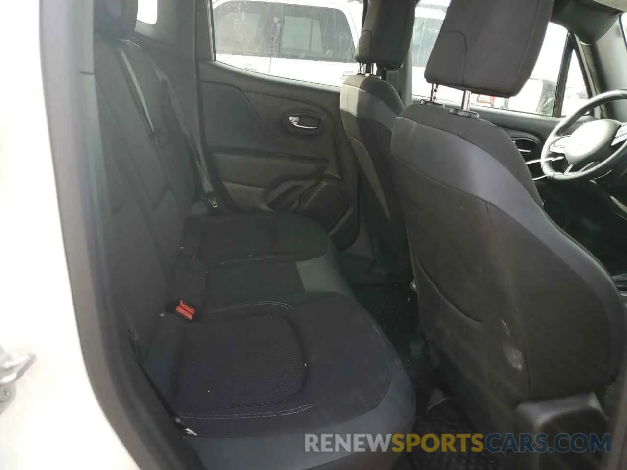 11 Photograph of a damaged car ZACNJDE17NPN81538 JEEP RENEGADE A 2022