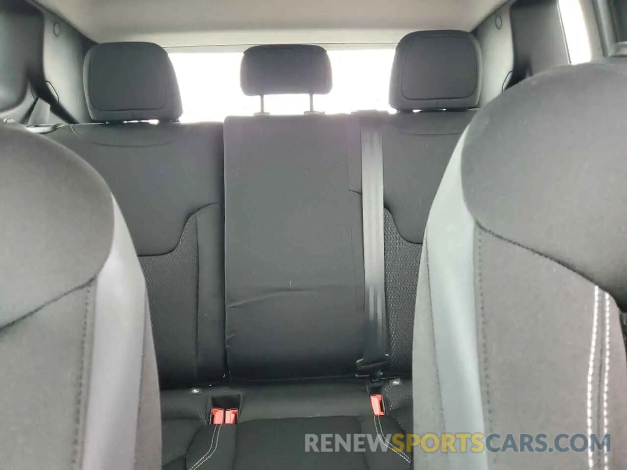 10 Photograph of a damaged car ZACNJDE10PPP35395 JEEP RENEGADE A 2023