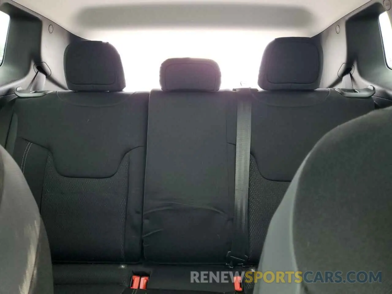 10 Photograph of a damaged car ZACNJDE16PPP35515 JEEP RENEGADE A 2023