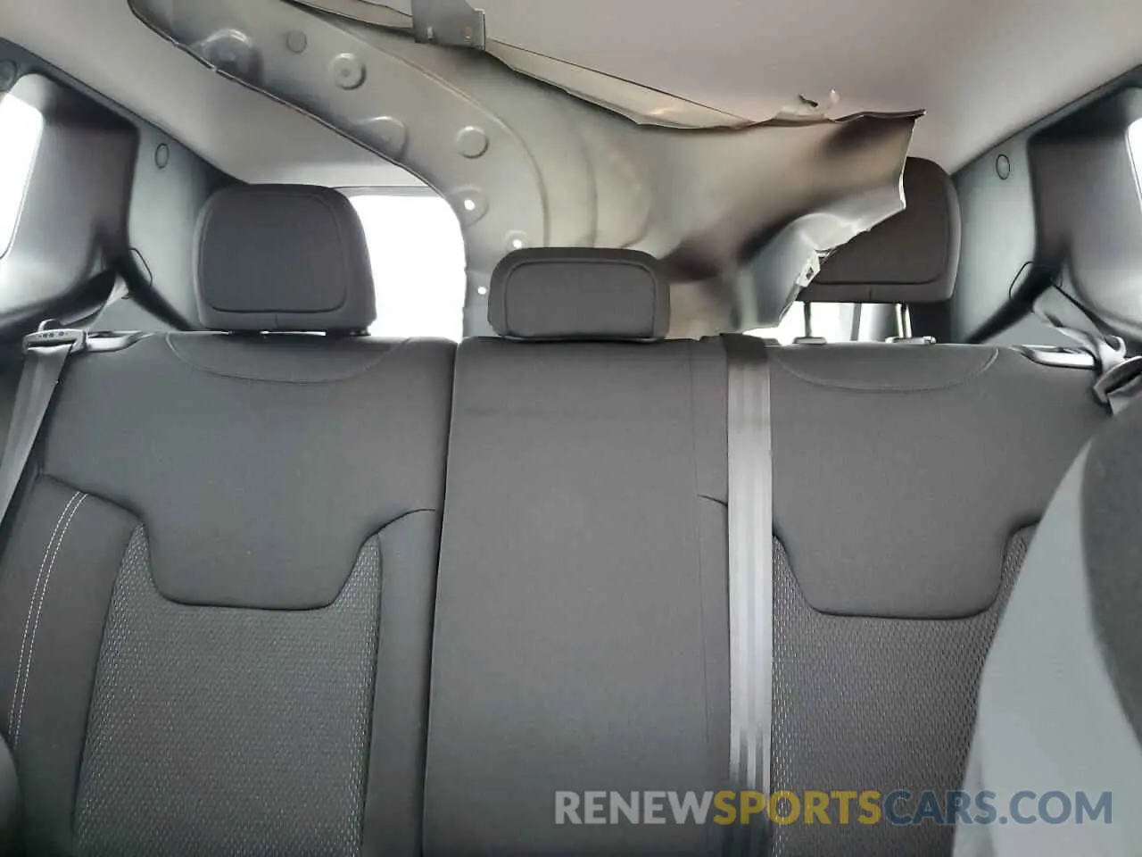 10 Photograph of a damaged car ZACNJDE18PPP27111 JEEP RENEGADE A 2023