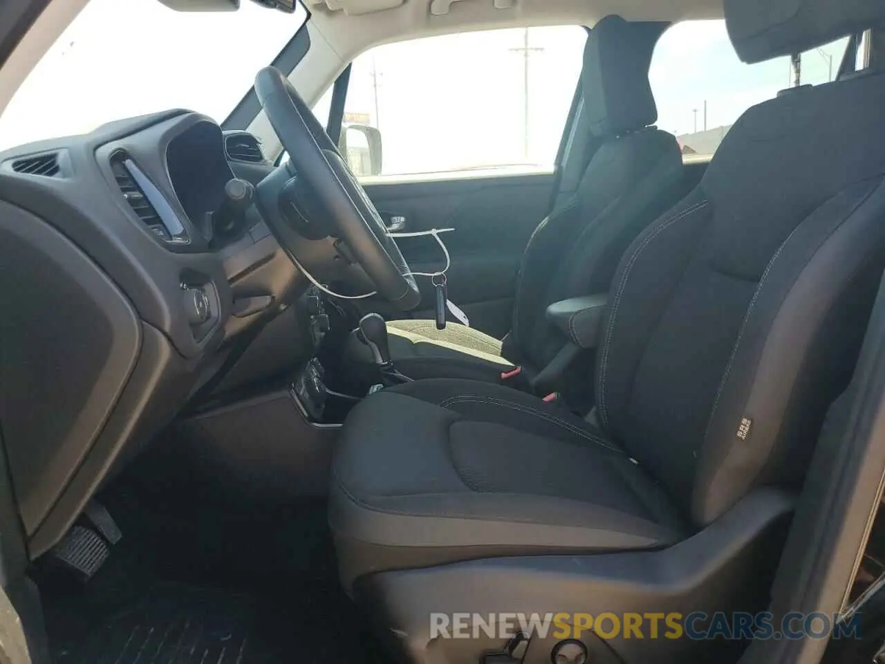 7 Photograph of a damaged car ZACNJDE1XPPP29734 JEEP RENEGADE A 2023