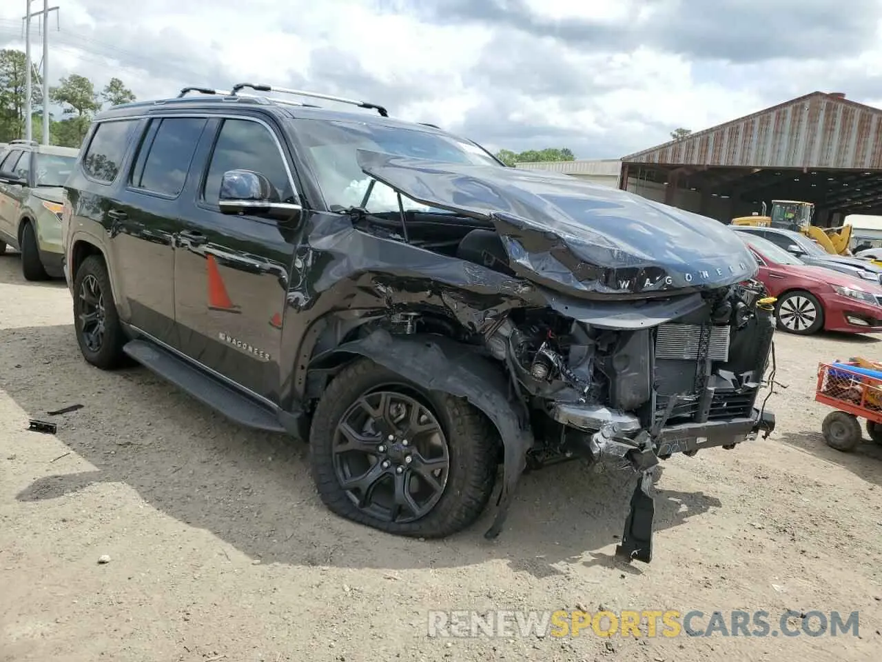 4 Photograph of a damaged car 1C4SJUAT8NS213067 JEEP WAGONEER 2022