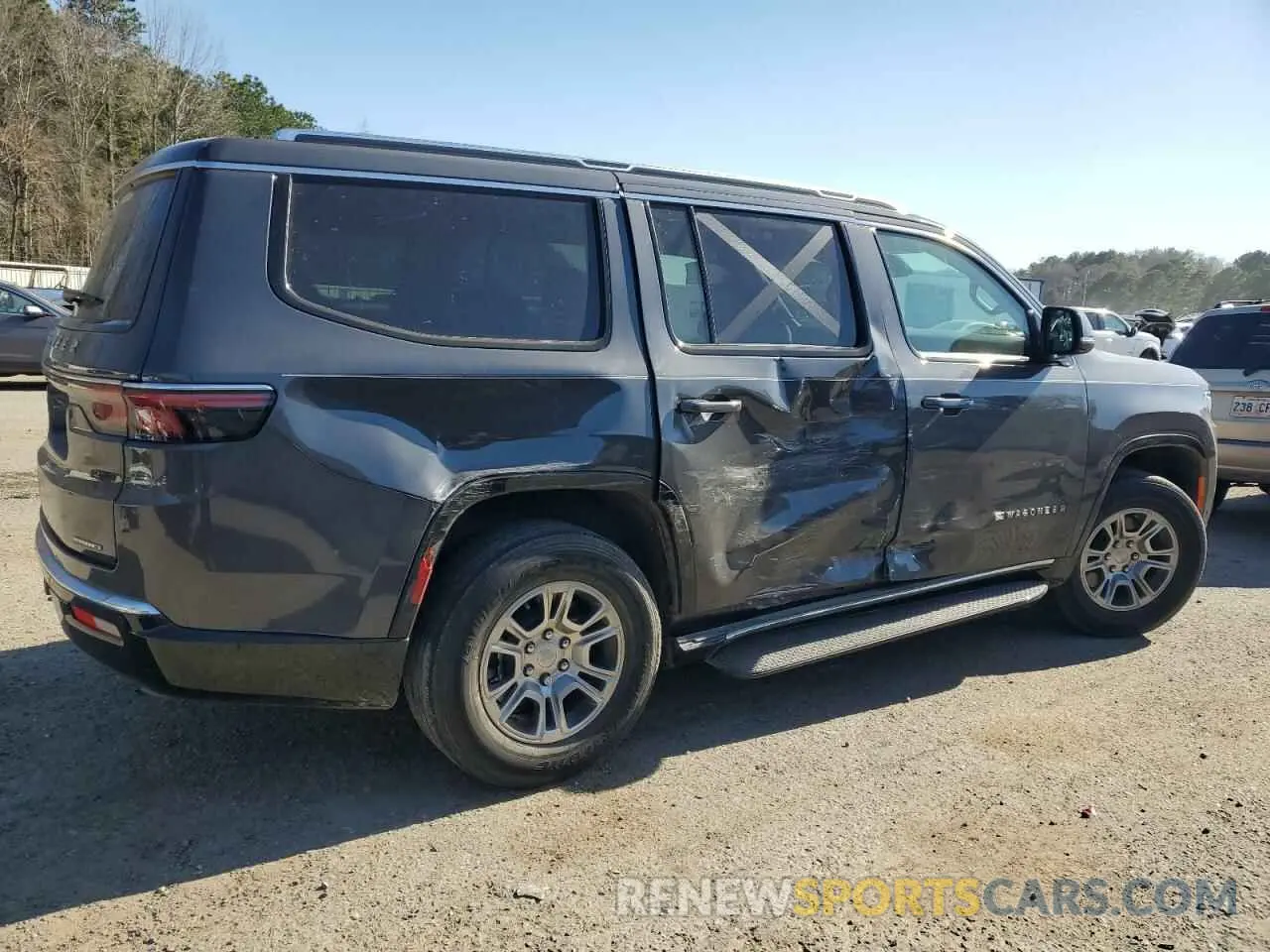 3 Photograph of a damaged car 1C4SJUAT9NS213210 JEEP WAGONEER 2022