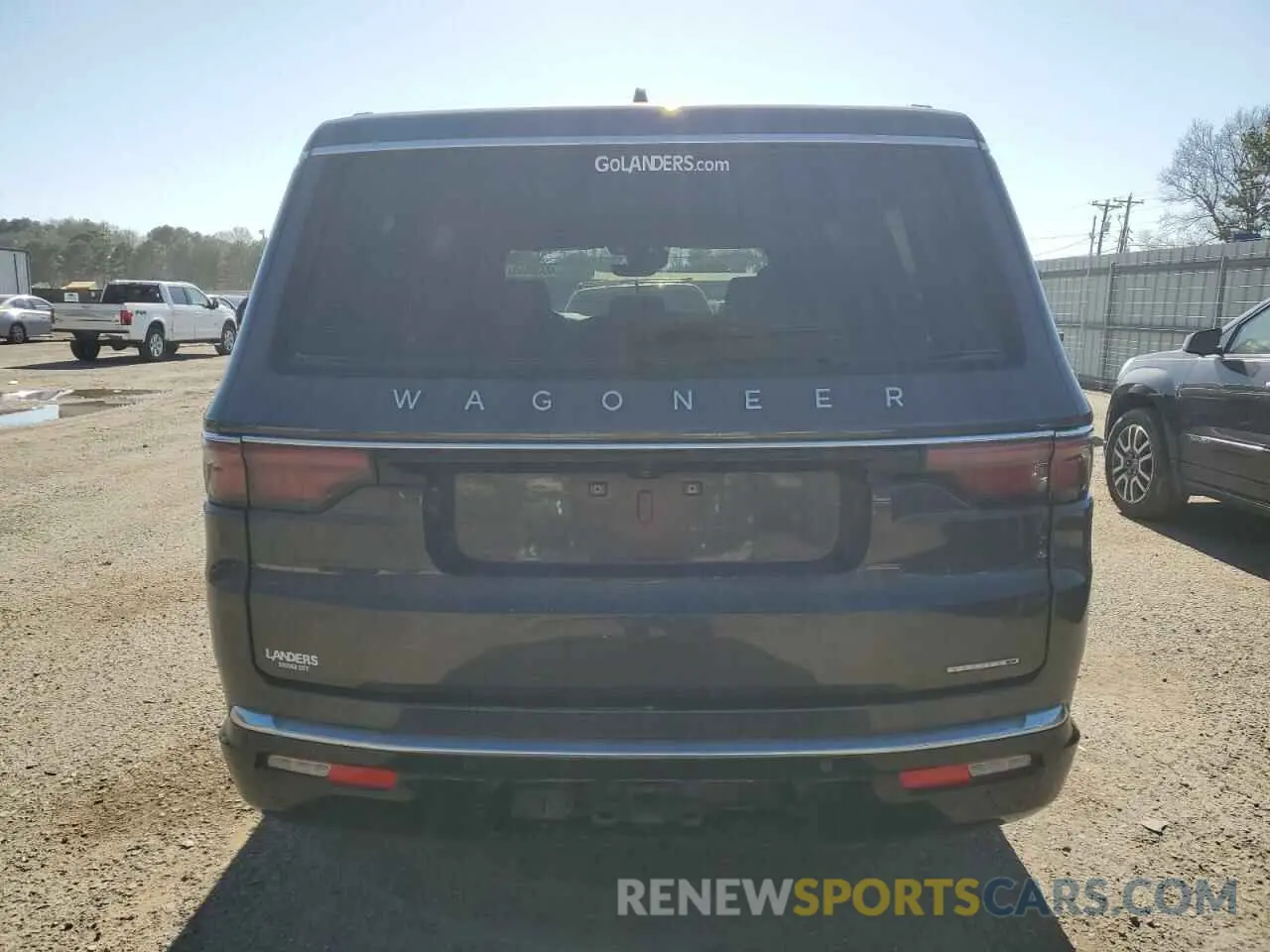 6 Photograph of a damaged car 1C4SJUAT9NS213210 JEEP WAGONEER 2022