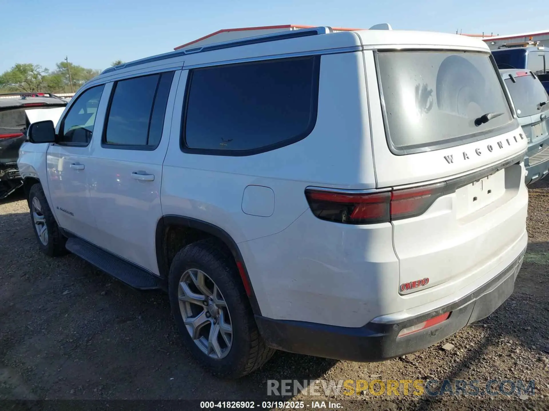3 Photograph of a damaged car 1C4SJUBT1NS130210 JEEP WAGONEER 2022