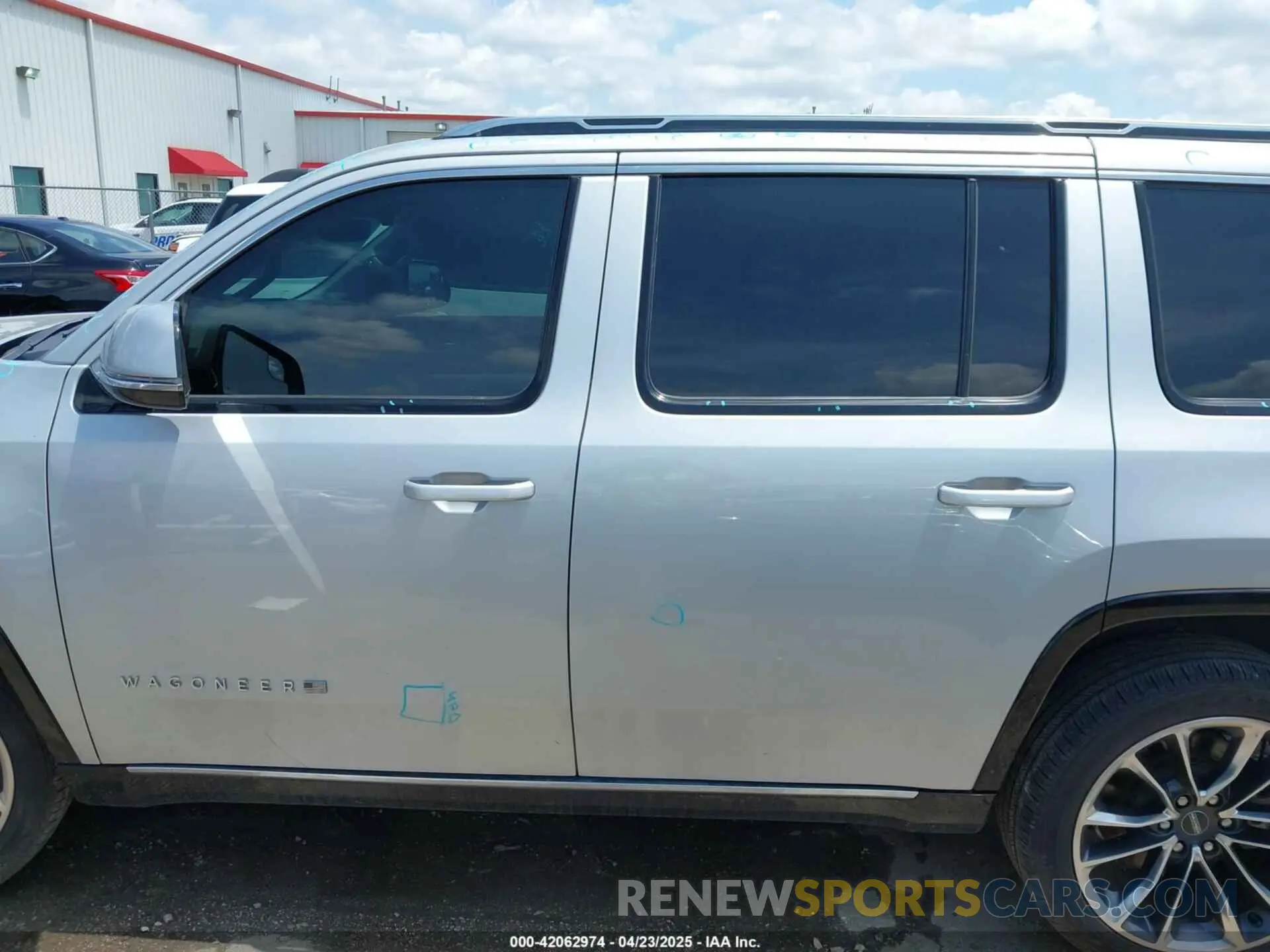 14 Photograph of a damaged car 1C4SJUDT4NS118002 JEEP WAGONEER 2022