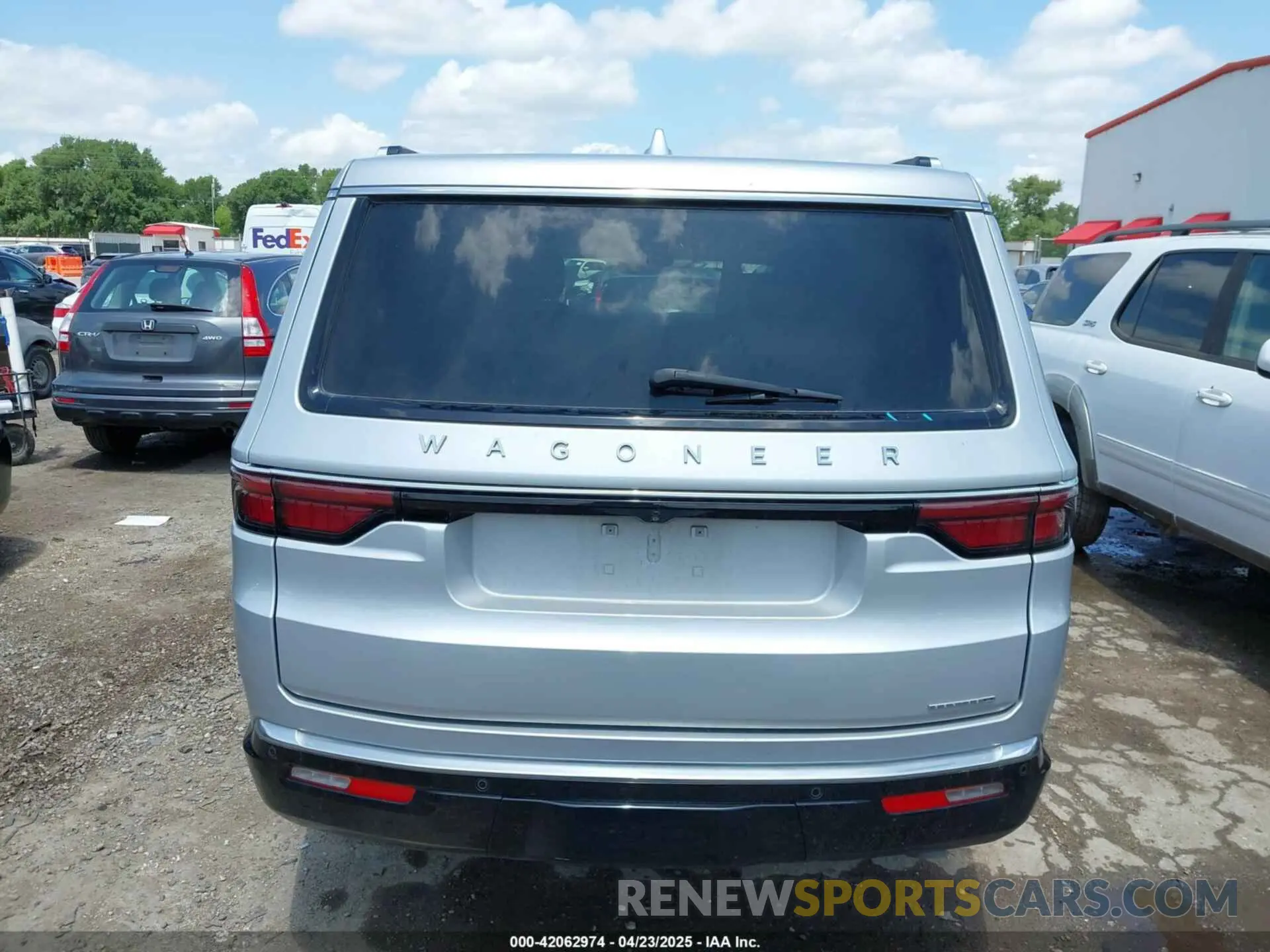 16 Photograph of a damaged car 1C4SJUDT4NS118002 JEEP WAGONEER 2022