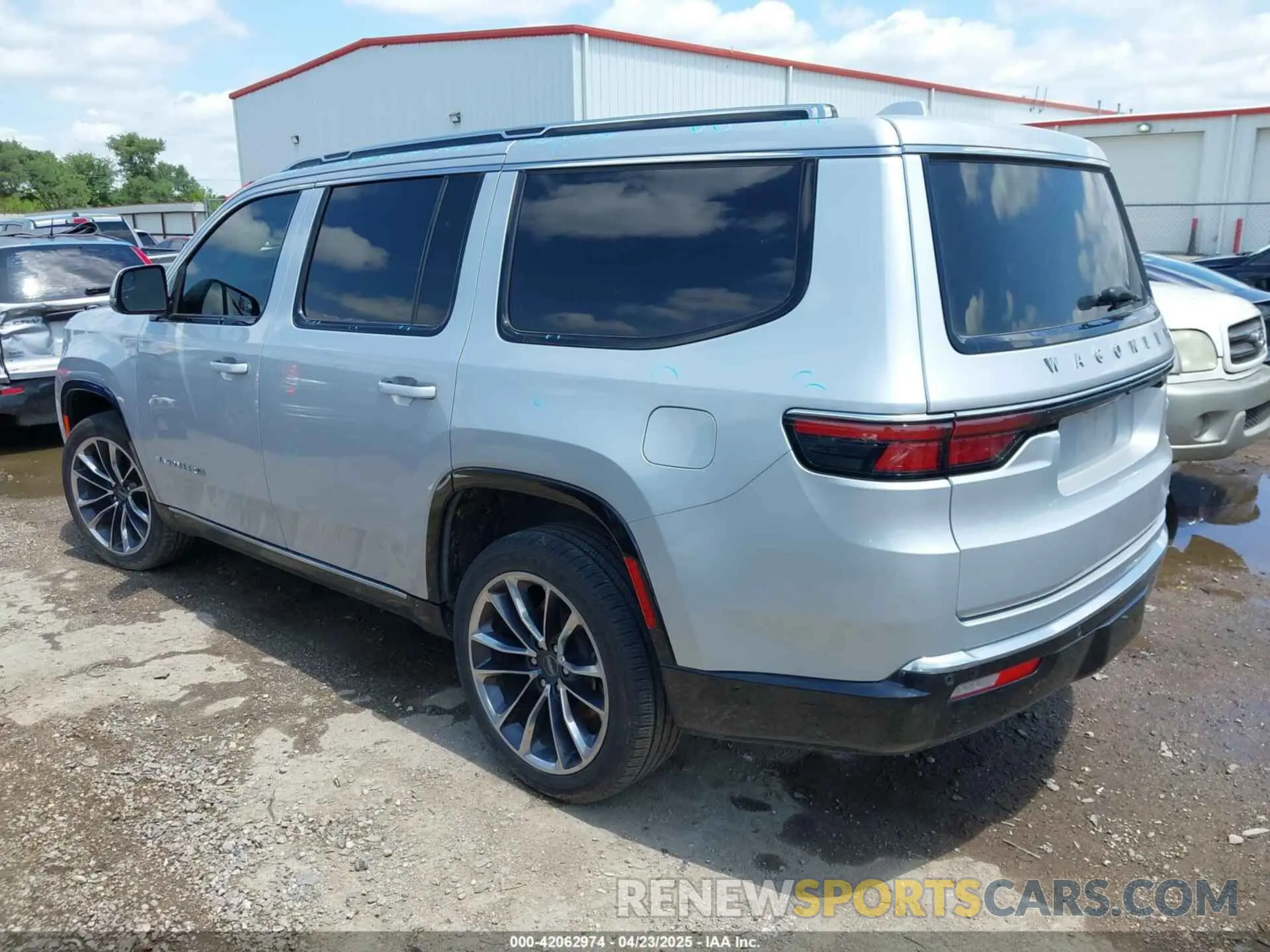 3 Photograph of a damaged car 1C4SJUDT4NS118002 JEEP WAGONEER 2022