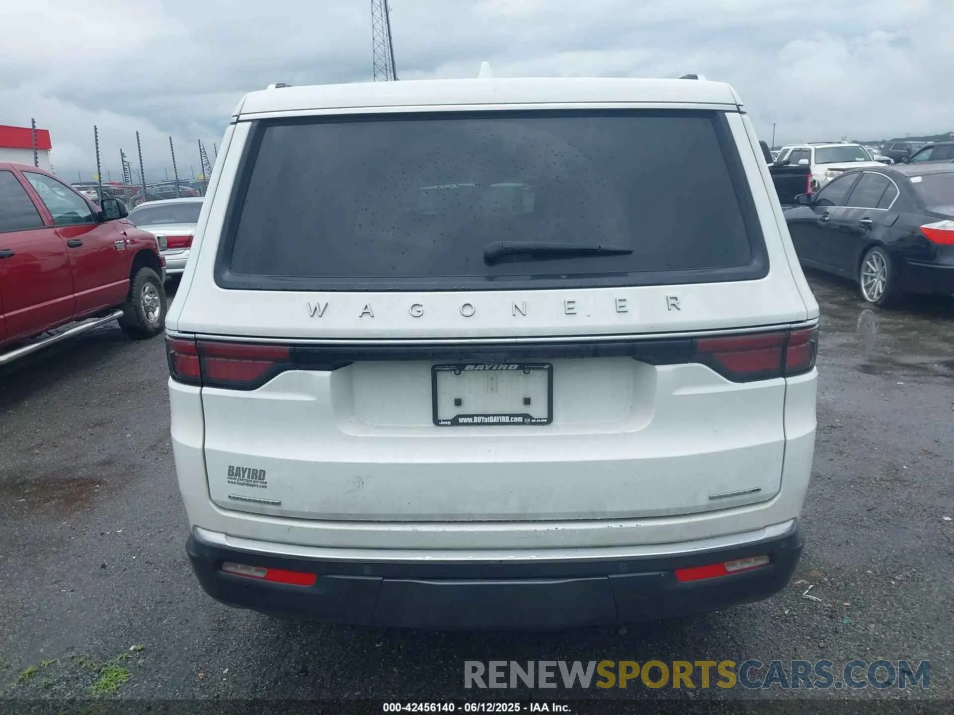 16 Photograph of a damaged car 1C4SJVAT8NS228285 JEEP WAGONEER 2022