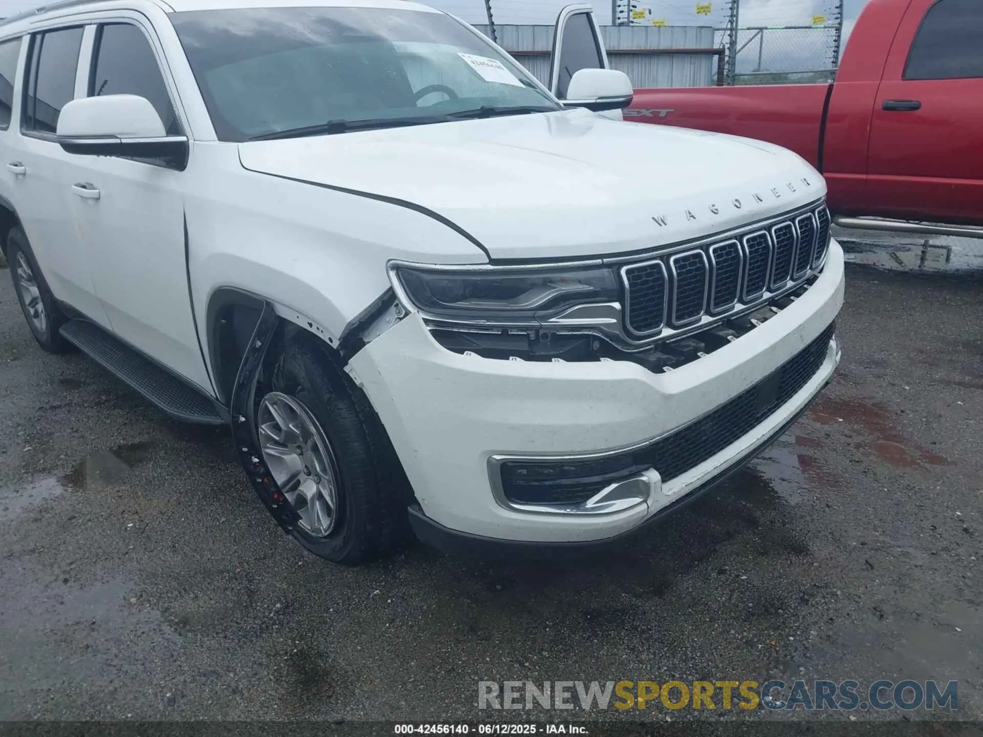 6 Photograph of a damaged car 1C4SJVAT8NS228285 JEEP WAGONEER 2022