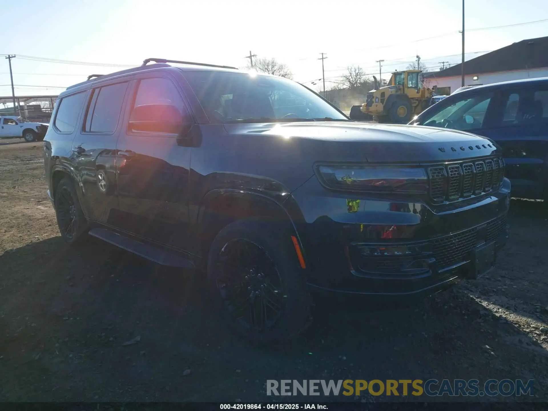 1 Photograph of a damaged car 1C4SJVAT9NS213925 JEEP WAGONEER 2022