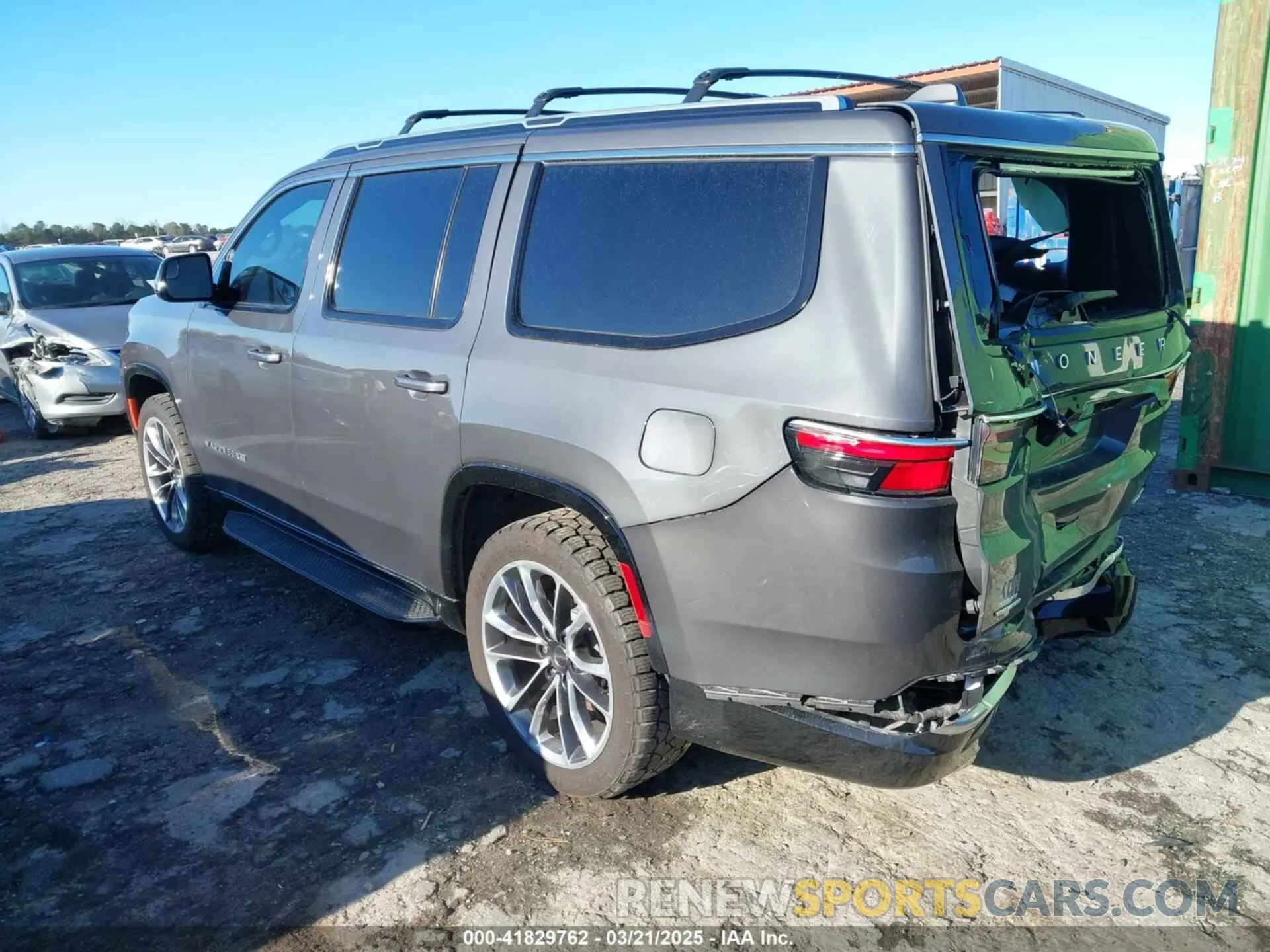 3 Photograph of a damaged car 1C4SJVBT0NS211883 JEEP WAGONEER 2022