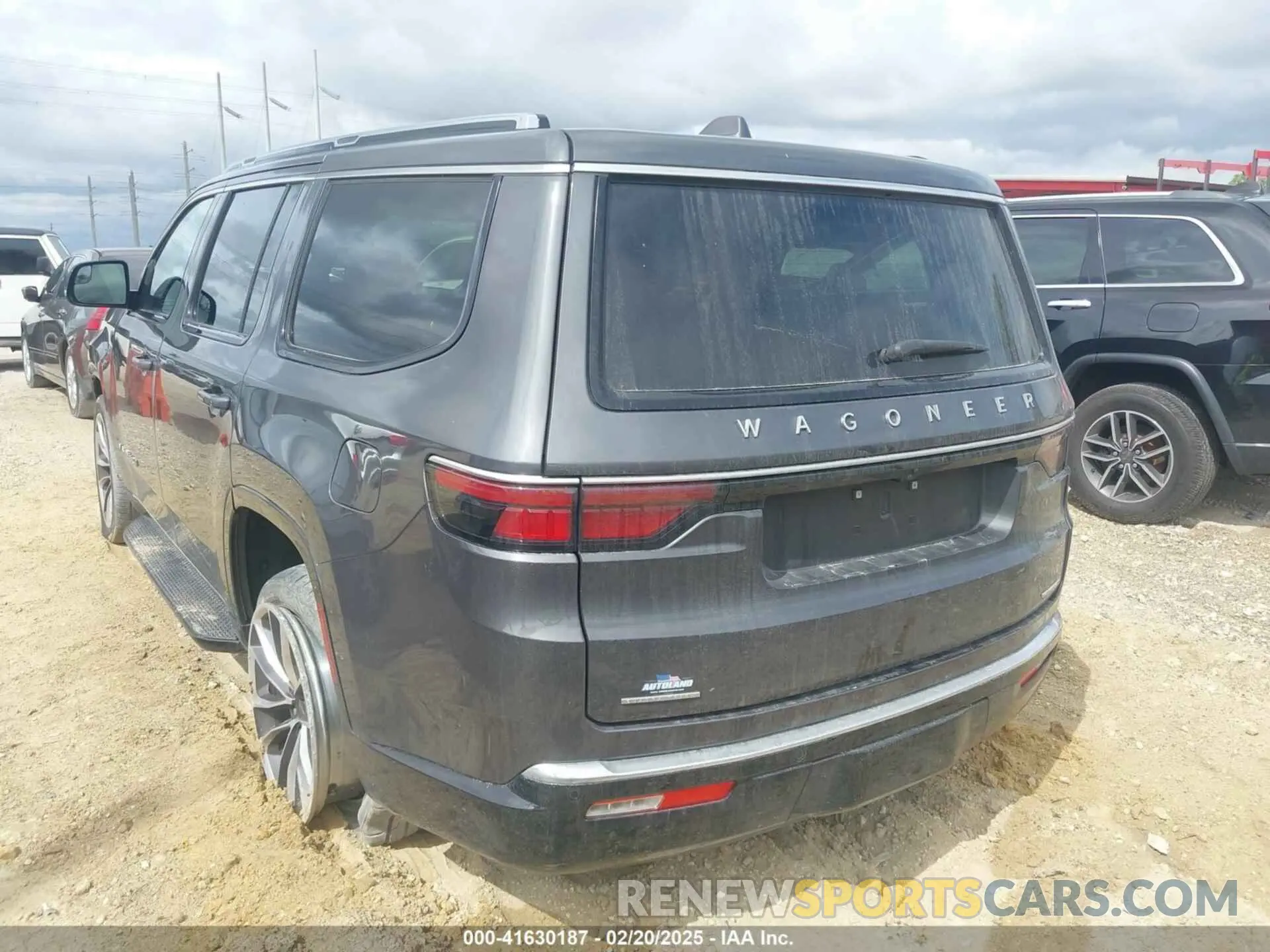 3 Photograph of a damaged car 1C4SJVBT1NS160071 JEEP WAGONEER 2022