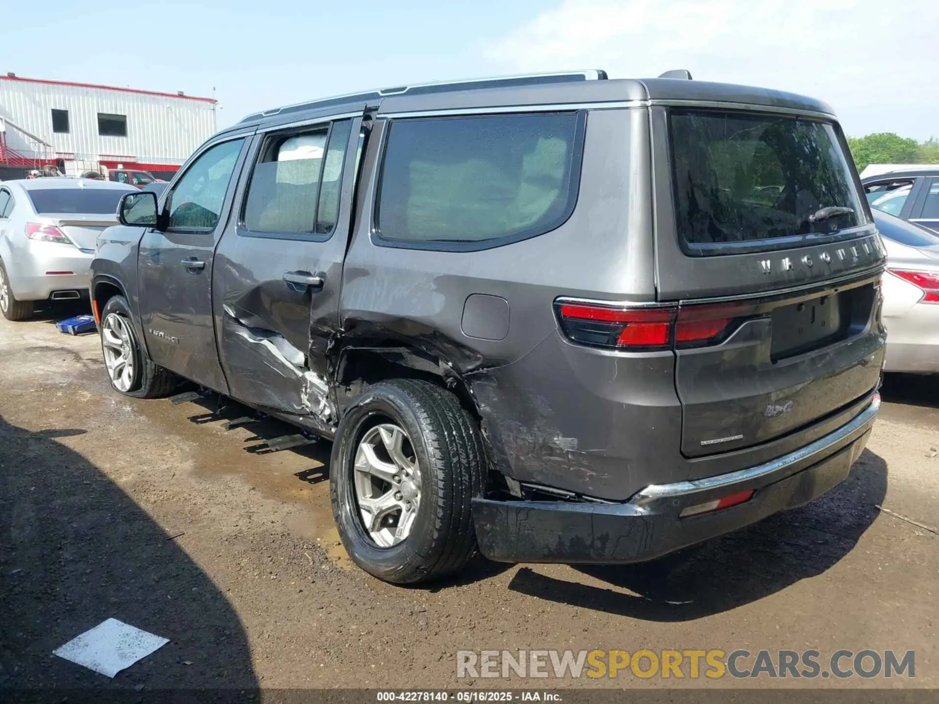 3 Photograph of a damaged car 1C4SJVBT4NS124701 JEEP WAGONEER 2022