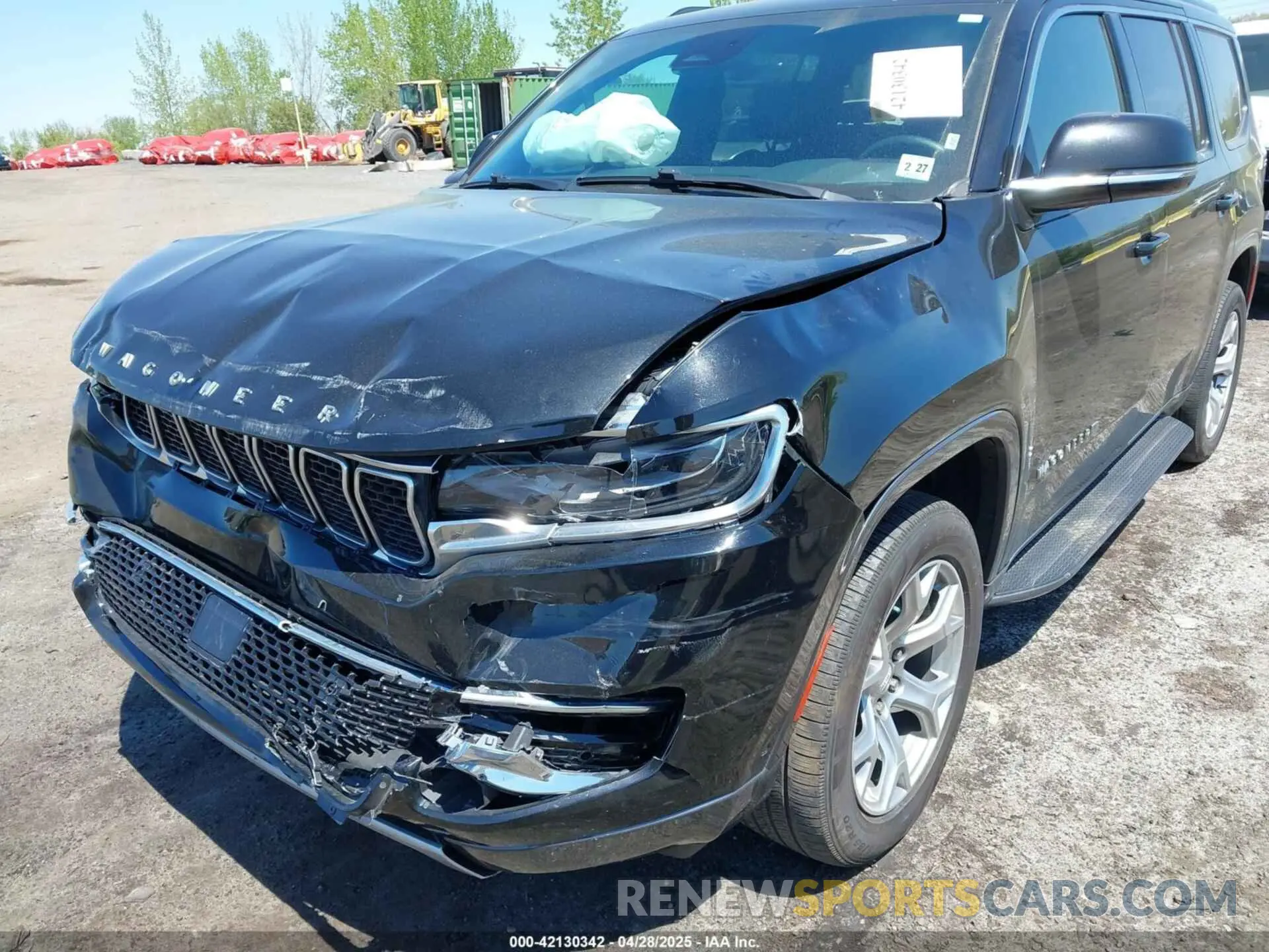 18 Photograph of a damaged car 1C4SJVBT4NS128926 JEEP WAGONEER 2022