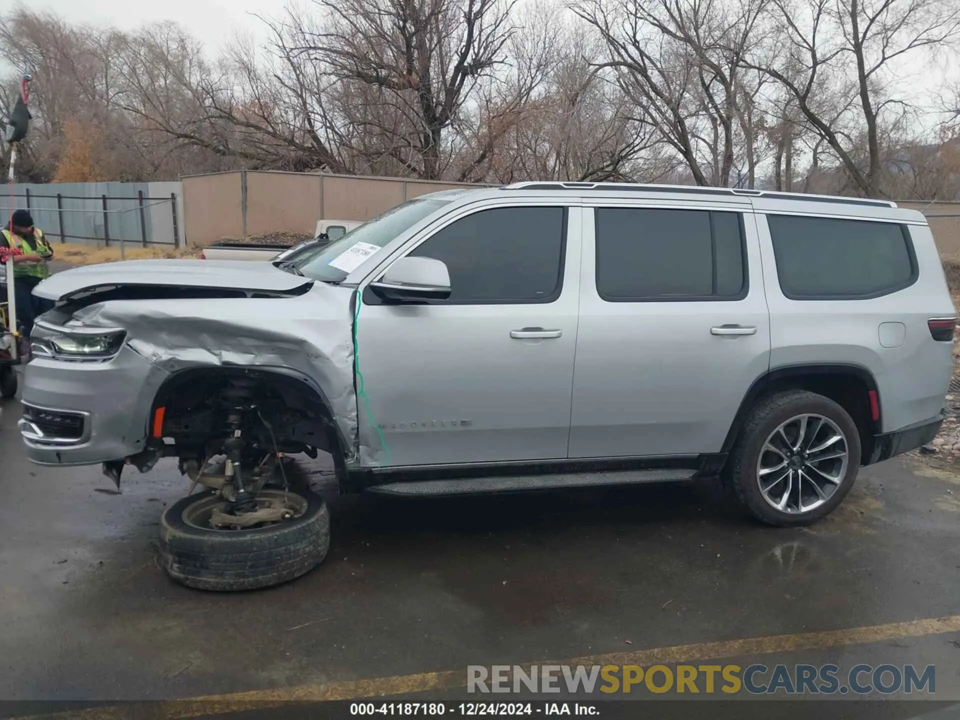 14 Photograph of a damaged car 1C4SJVBT4NS228475 JEEP WAGONEER 2022