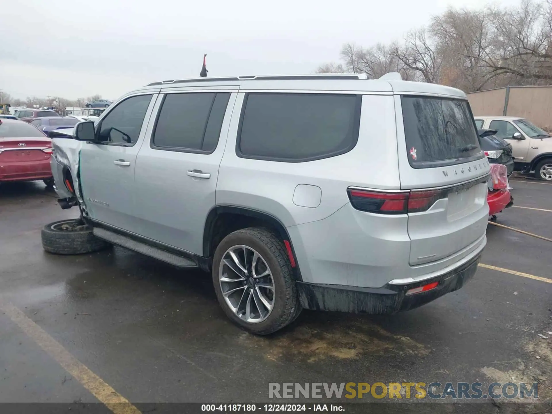 3 Photograph of a damaged car 1C4SJVBT4NS228475 JEEP WAGONEER 2022