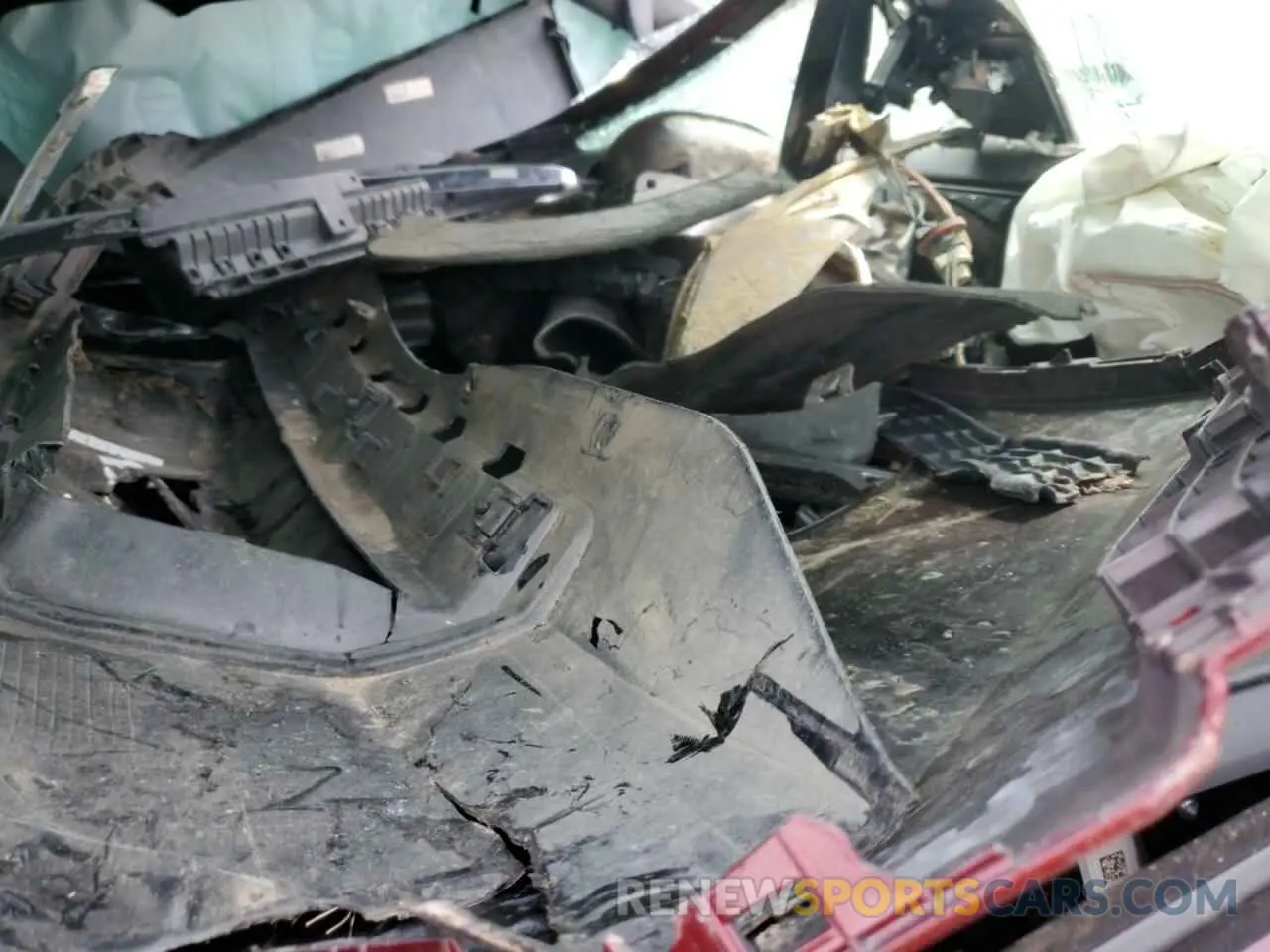 8 Photograph of a damaged car 1C4SJVBT5NS205576 JEEP WAGONEER 2022