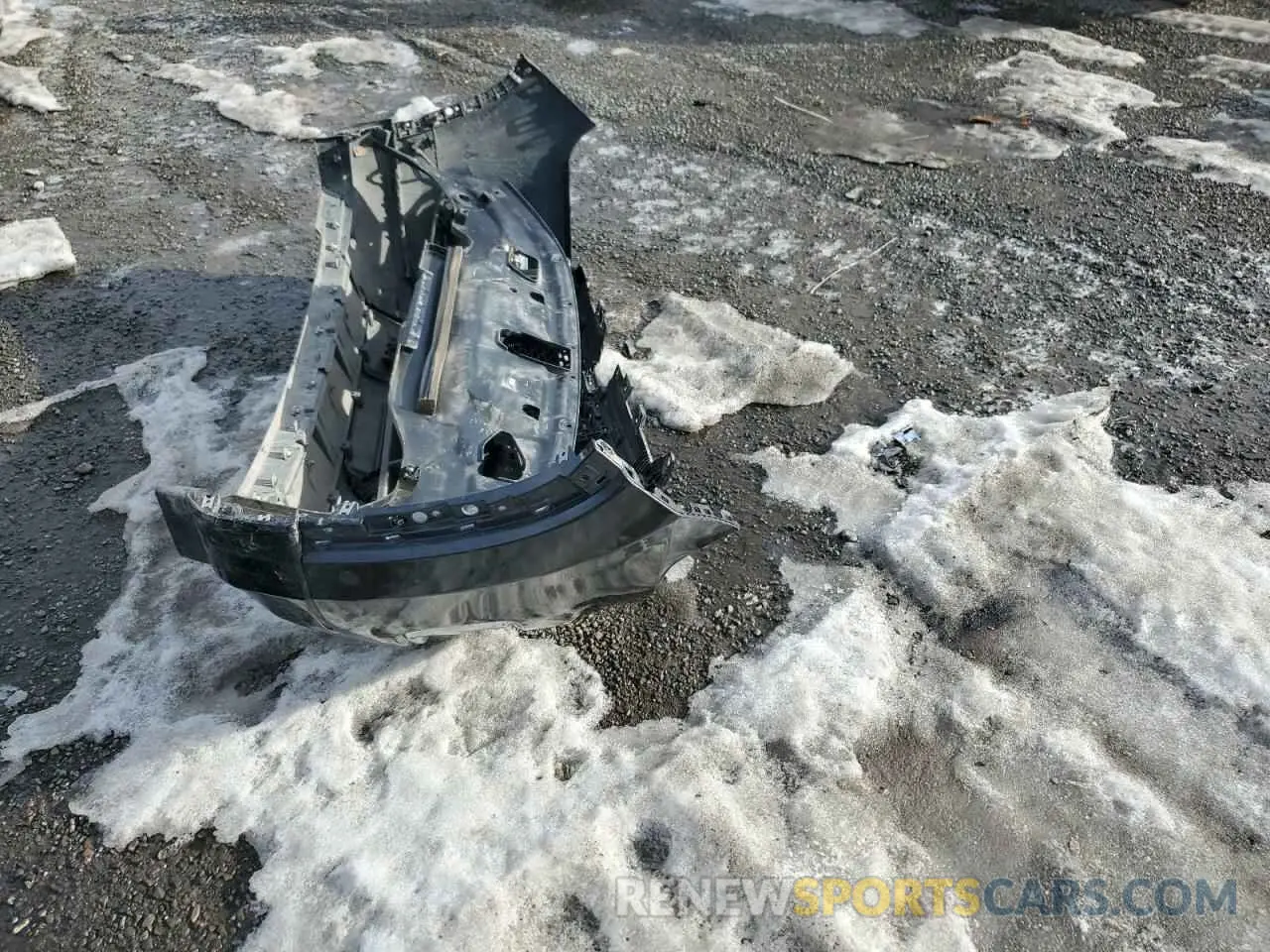 13 Photograph of a damaged car 1C4SJVBT6NS146134 JEEP WAGONEER 2022