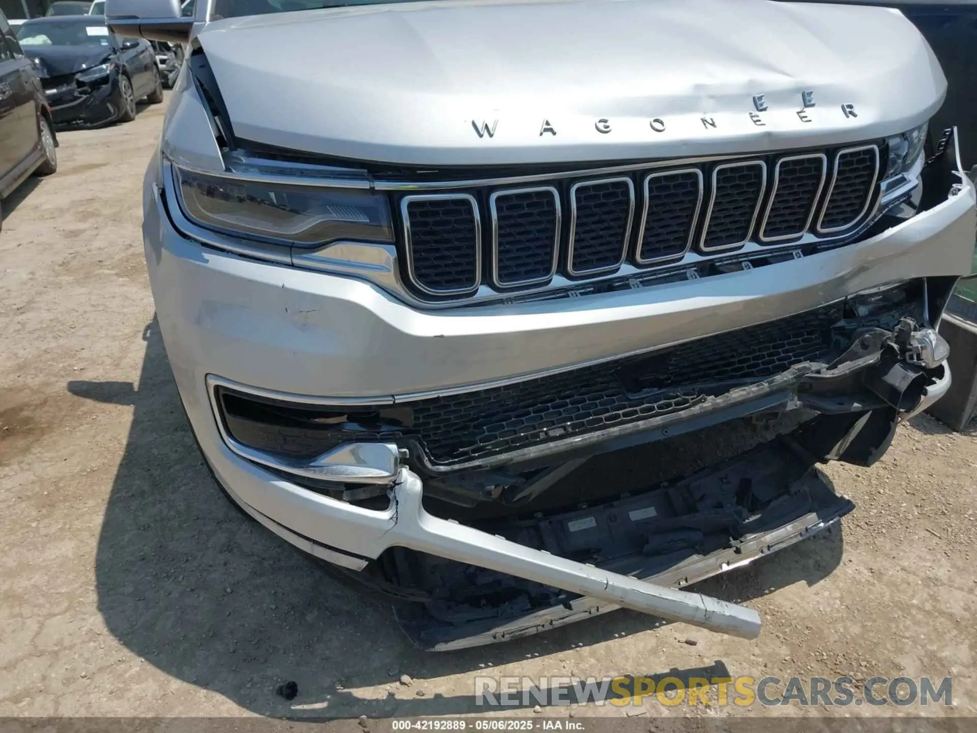6 Photograph of a damaged car 1C4SJVBT6NS205330 JEEP WAGONEER 2022