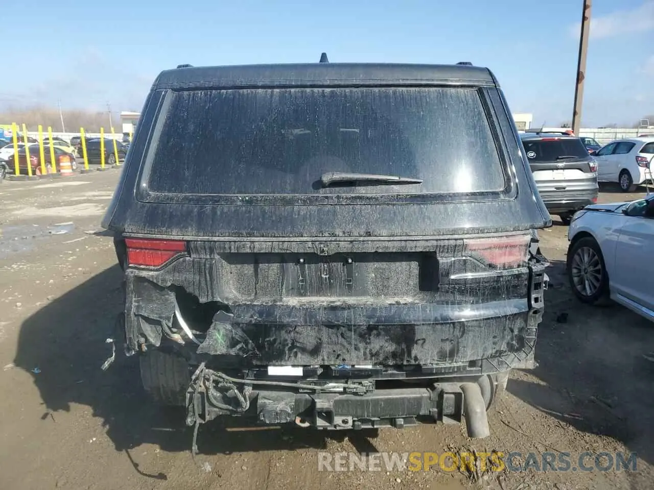 6 Photograph of a damaged car 1C4SJVDT0NS143386 JEEP WAGONEER 2022