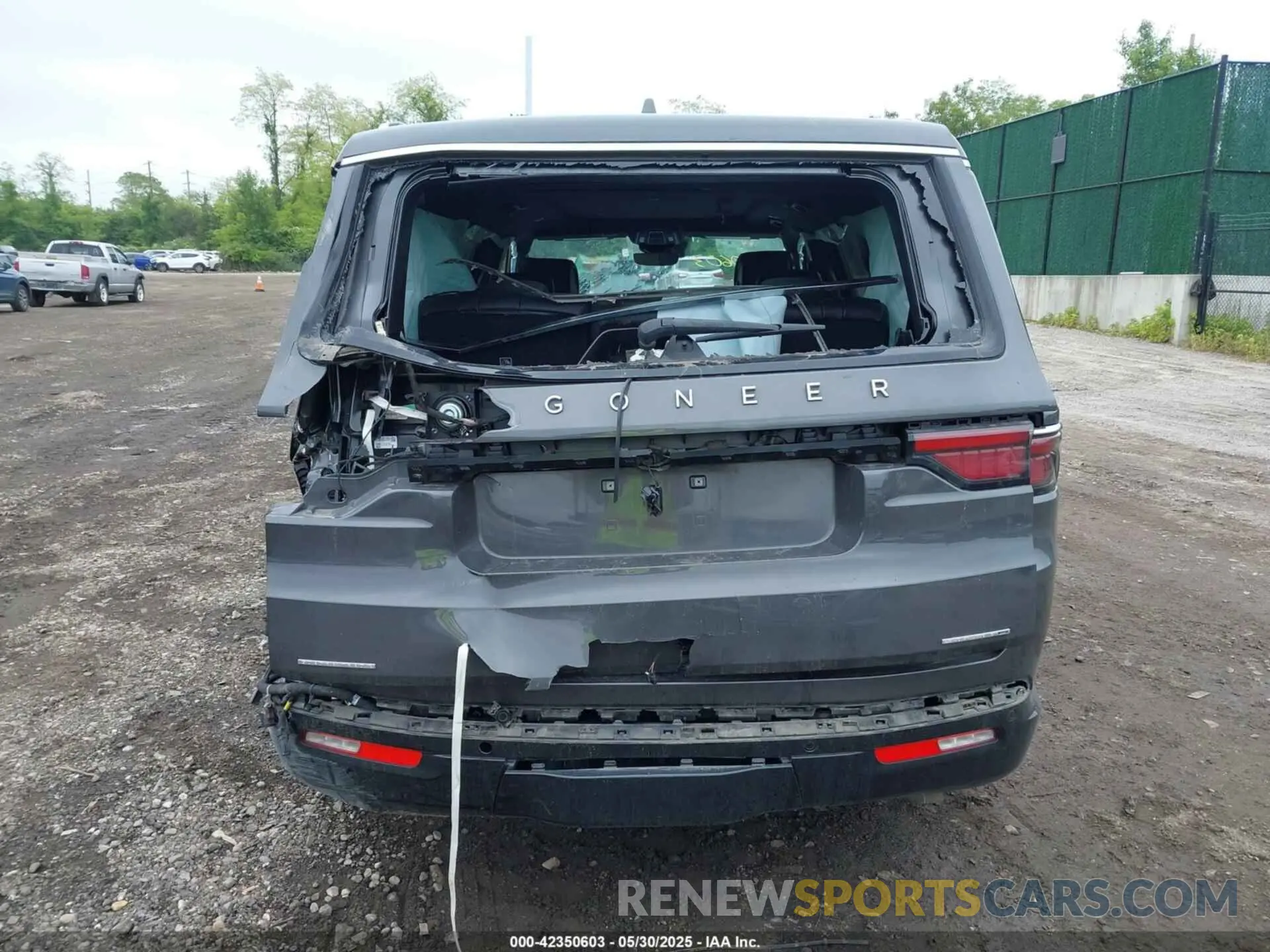 16 Photograph of a damaged car 1C4SJVDT1NS108694 JEEP WAGONEER 2022