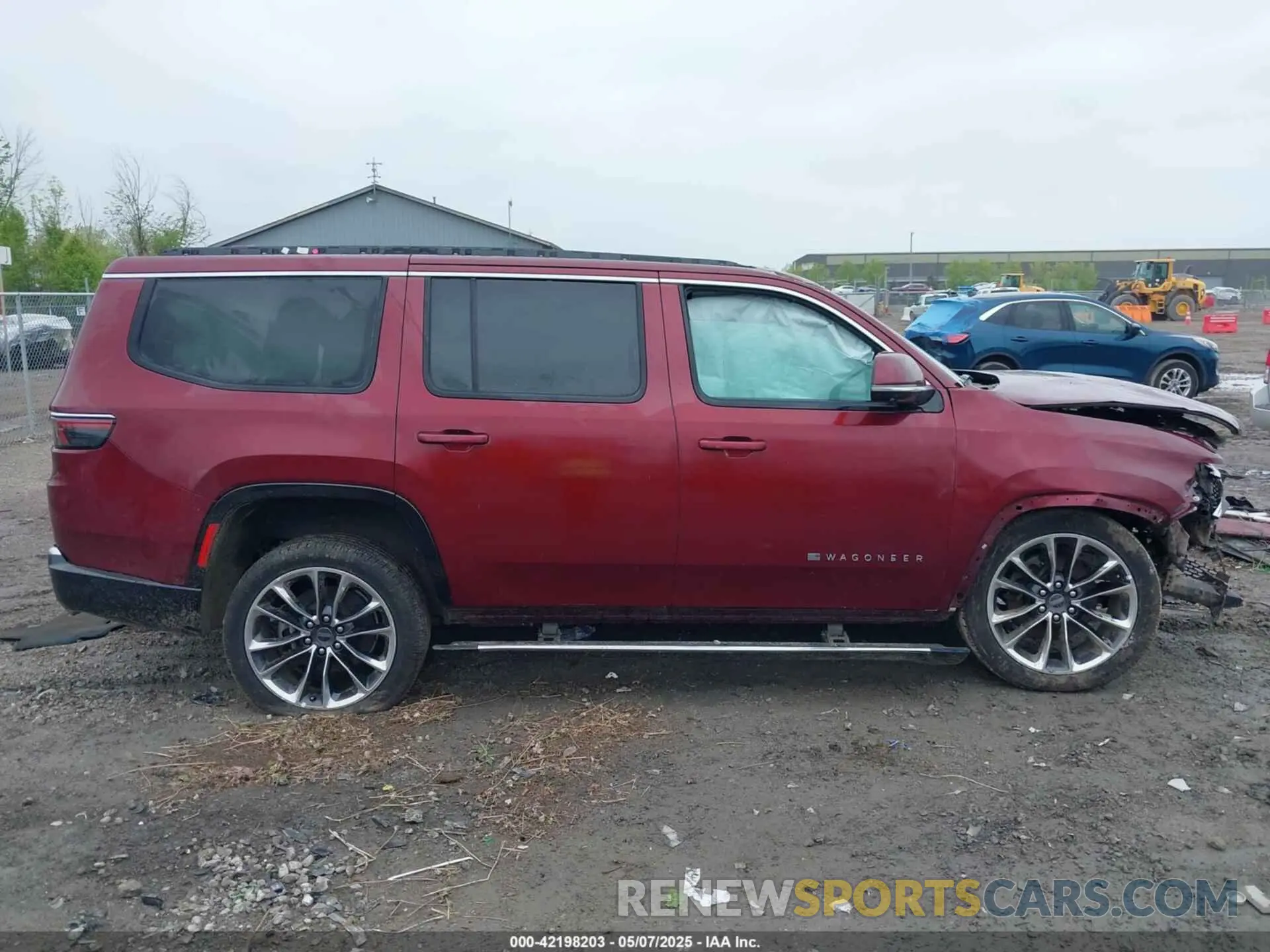 13 Photograph of a damaged car 1C4SJVDT1NS227765 JEEP WAGONEER 2022