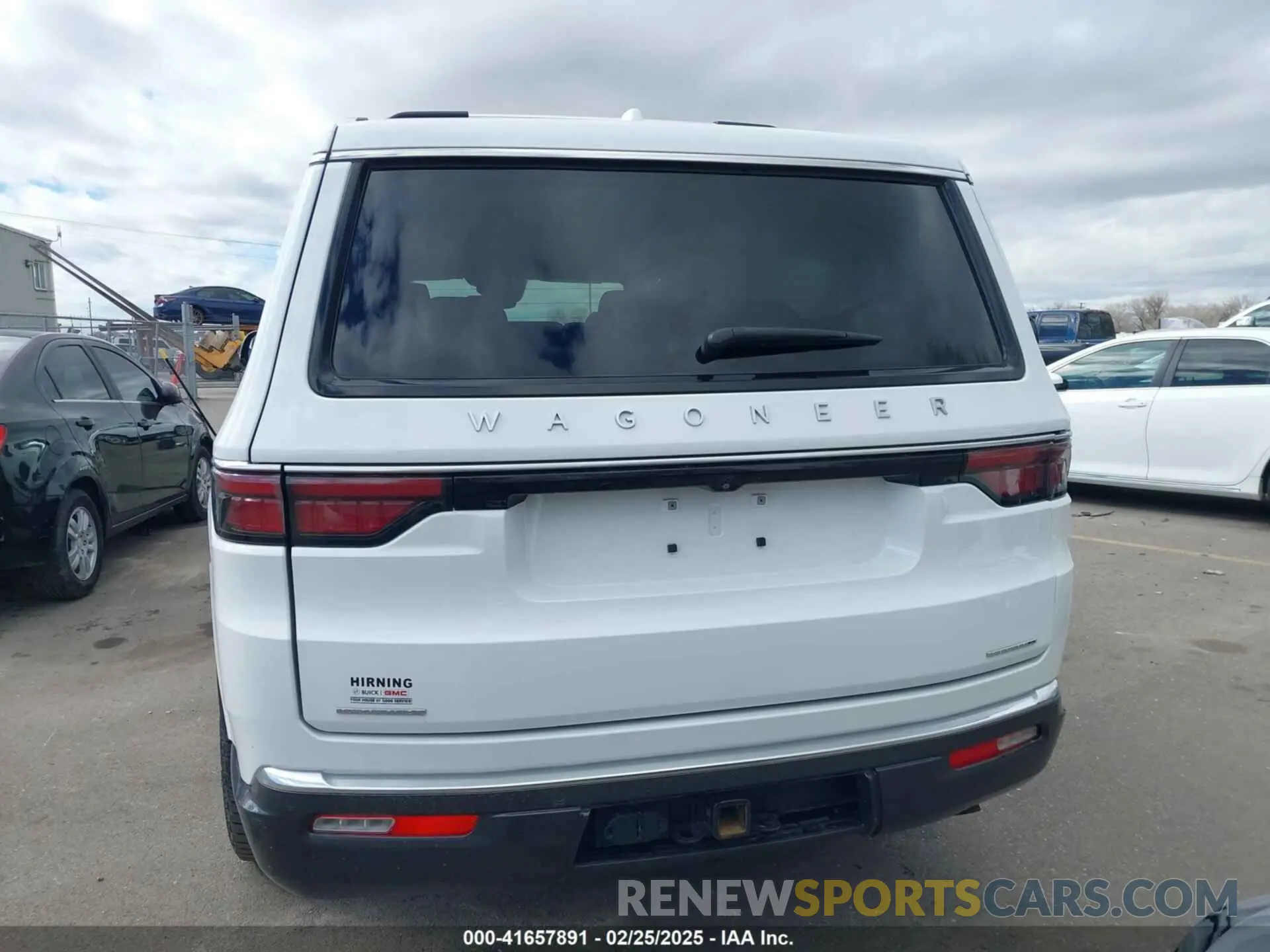 17 Photograph of a damaged car 1C4SJVDT7NS132482 JEEP WAGONEER 2022