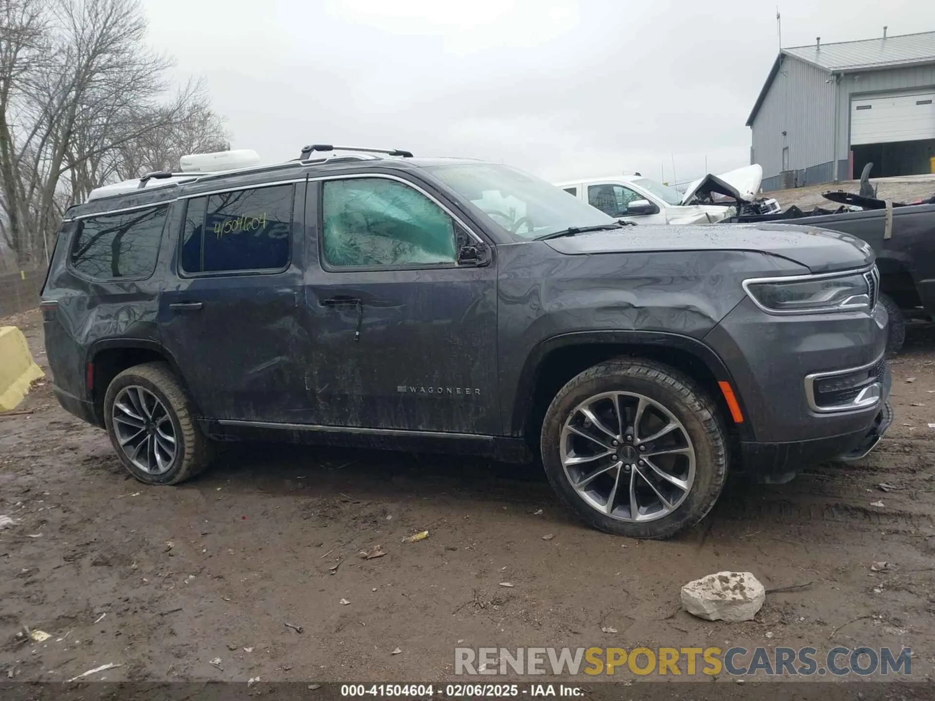 13 Photograph of a damaged car 1C4SJVDT8NS151011 JEEP WAGONEER 2022