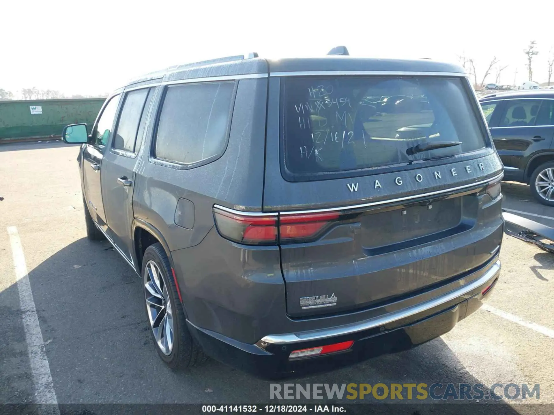 3 Photograph of a damaged car 1C4SJVDTXNS125459 JEEP WAGONEER 2022