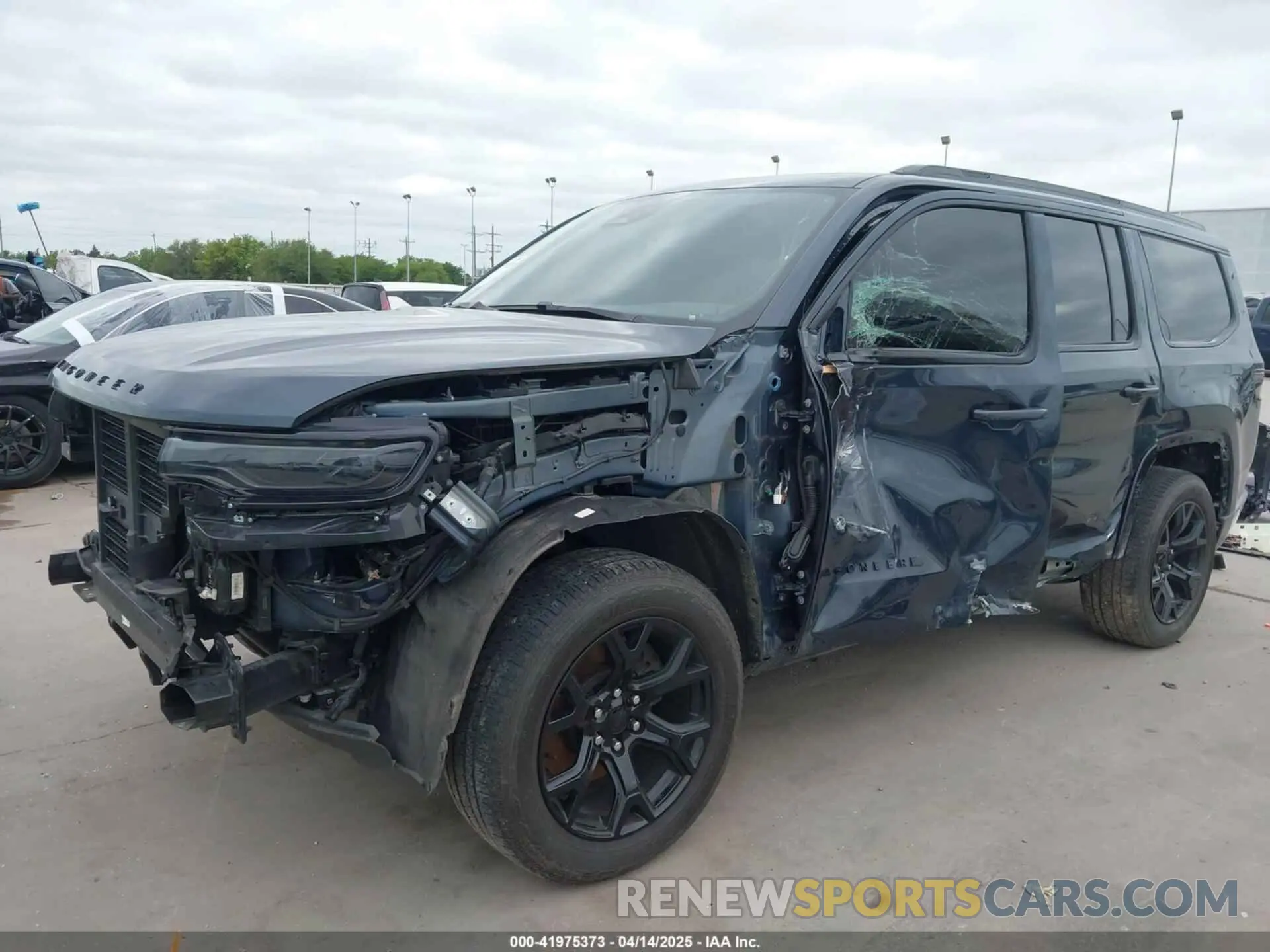 6 Photograph of a damaged car 1C4SJUBP7PS563049 JEEP WAGONEER 2023