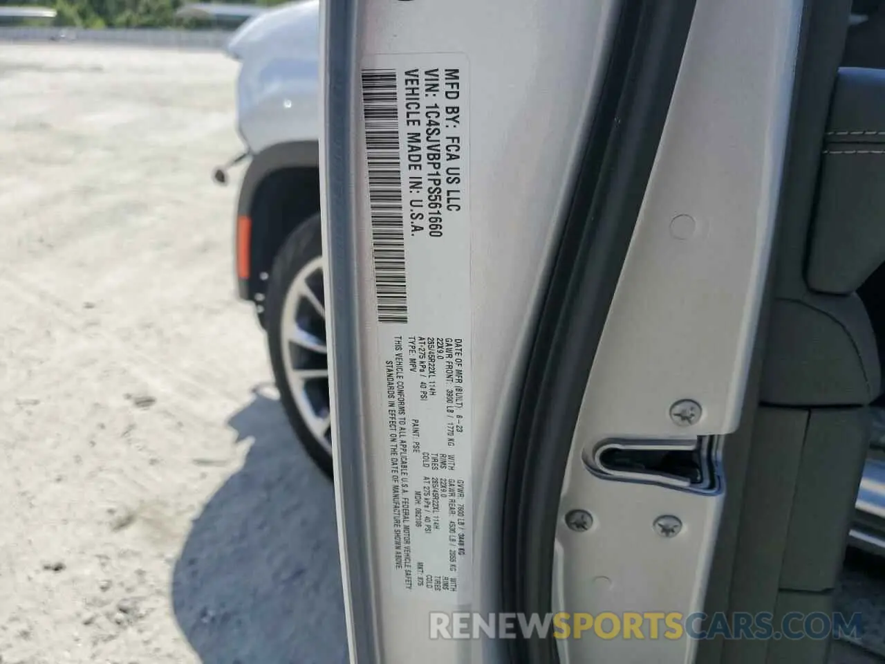 14 Photograph of a damaged car 1C4SJVBP1PS561660 JEEP WAGONEER 2023
