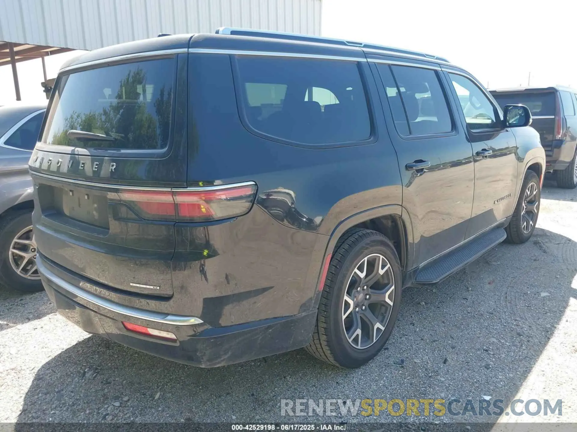 4 Photograph of a damaged car 1C4SJVDP1PS505523 JEEP WAGONEER 2023