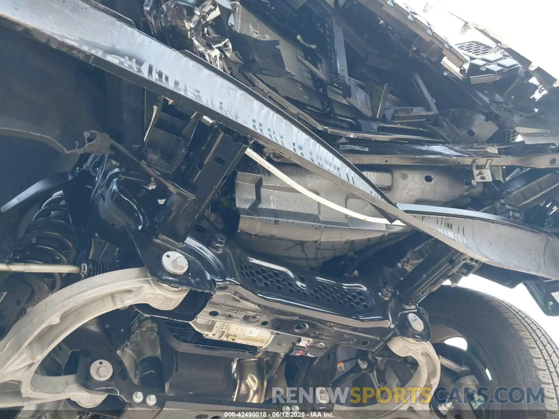 12 Photograph of a damaged car 1C4SJUAP9RS110913 JEEP WAGONEER 2024