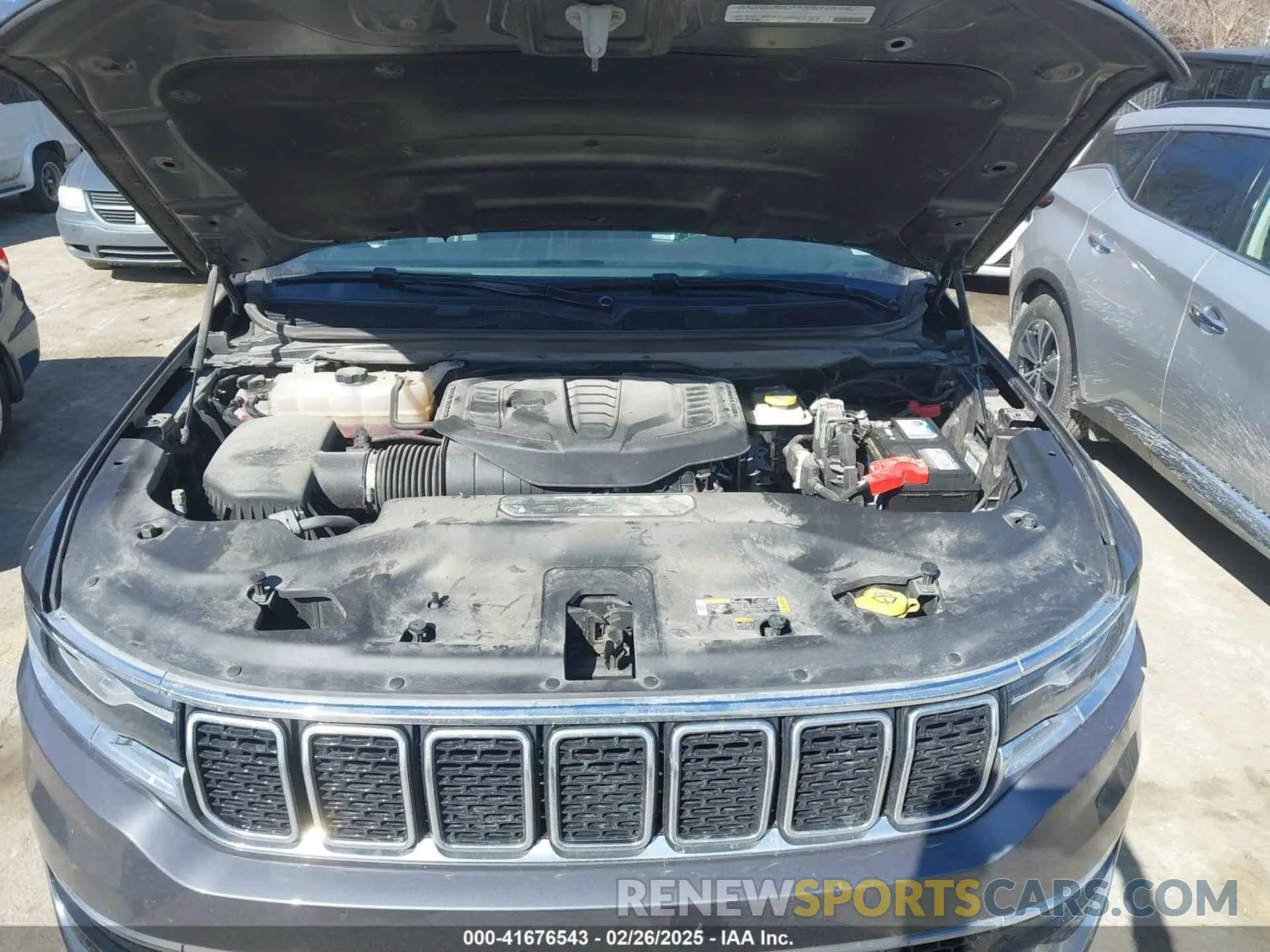 10 Photograph of a damaged car 1C4SJUBP3RS137572 JEEP WAGONEER 2024