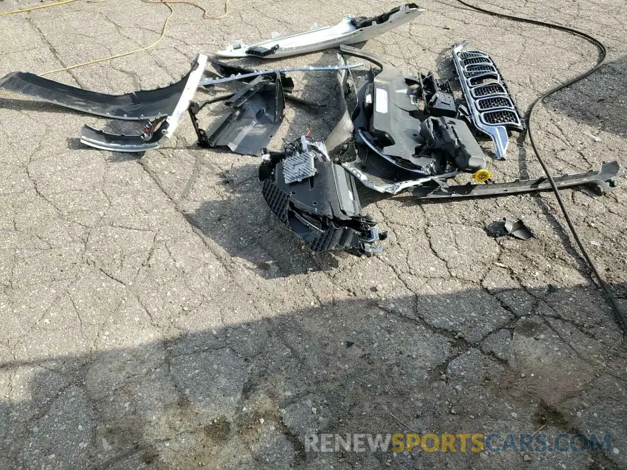 13 Photograph of a damaged car 1C4SJUBPXRS172108 JEEP WAGONEER 2024