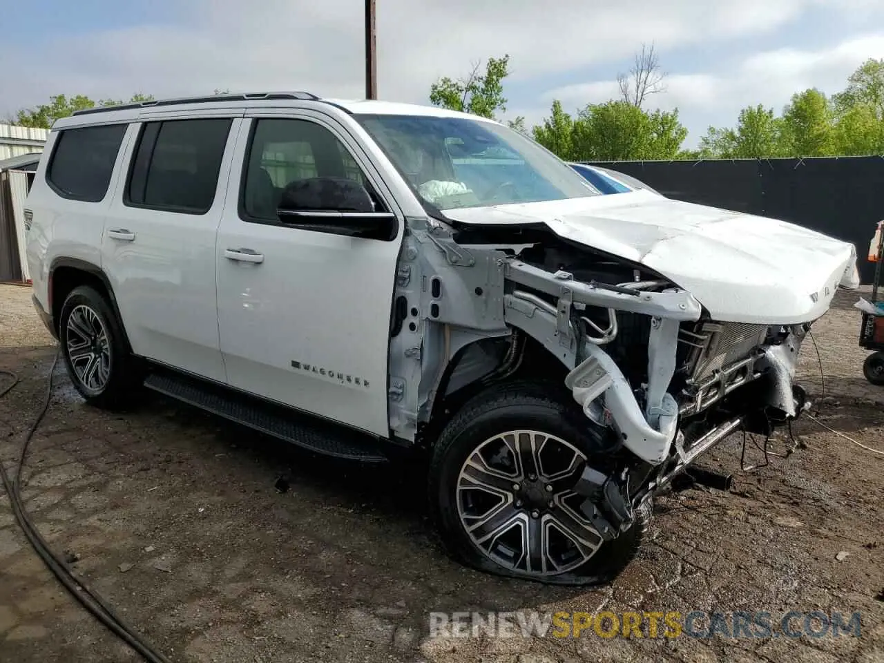 4 Photograph of a damaged car 1C4SJUBPXRS172108 JEEP WAGONEER 2024