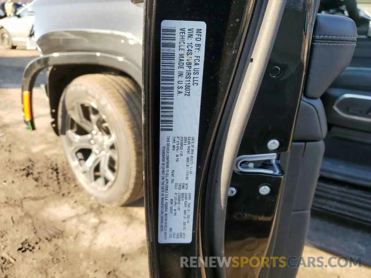 13 Photograph of a damaged car 1C4SJVBP1RS118072 JEEP WAGONEER 2024