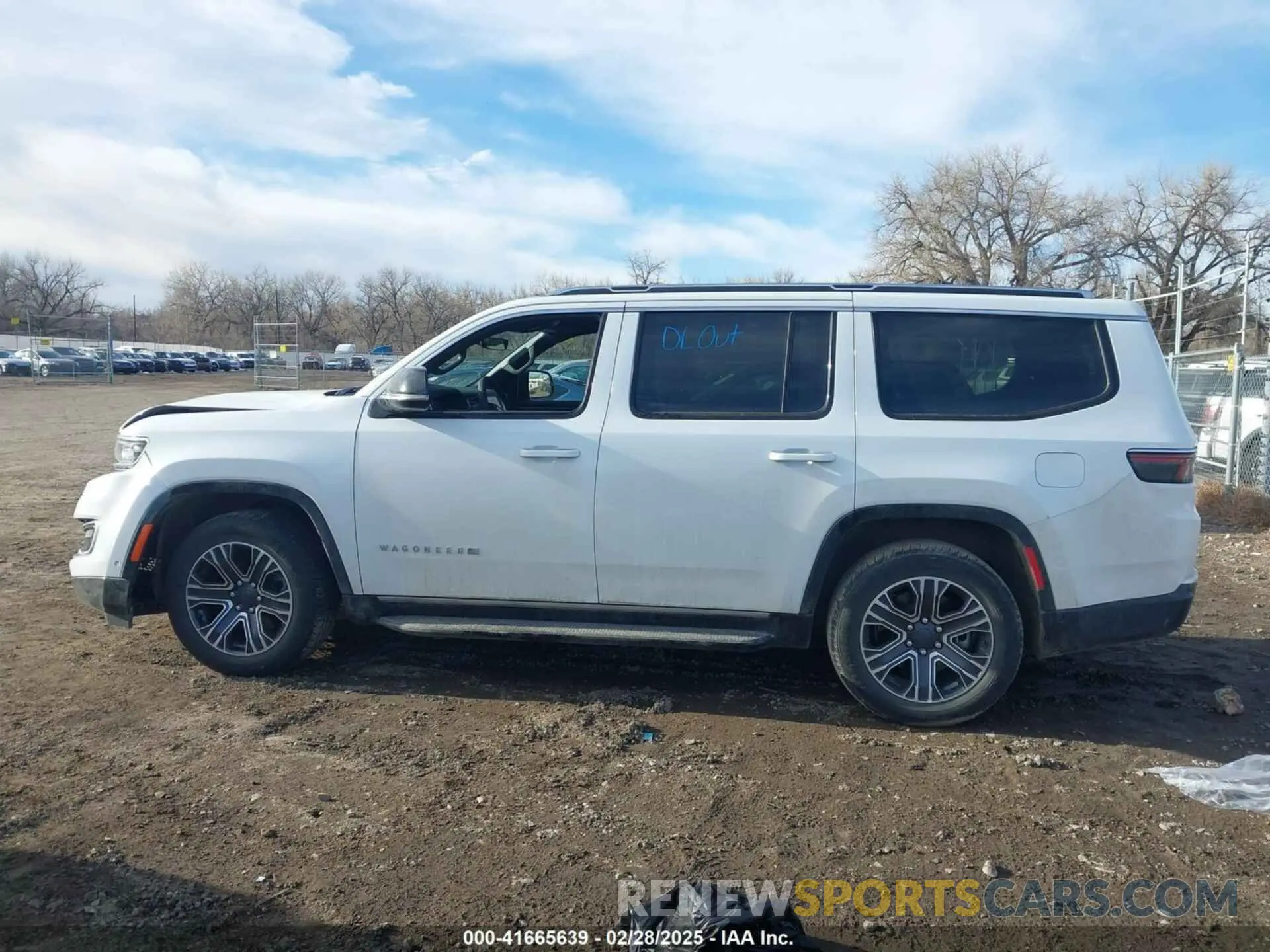 15 Photograph of a damaged car 1C4SJVBP5RS172815 JEEP WAGONEER 2024